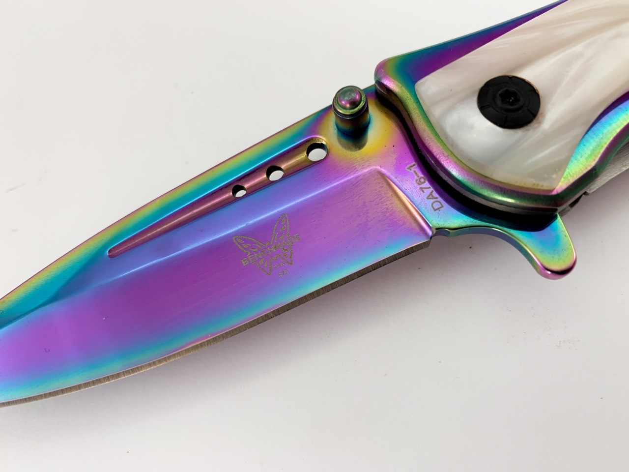 Сгъваем полуавтоматичен джобен нож Benchmade DA76-1