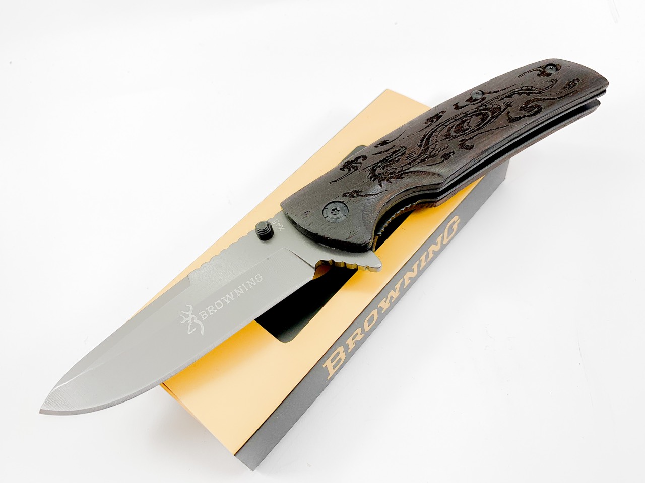 Browning X45 - сгъваем полуавтоматичен джобен нож с клипс за колан