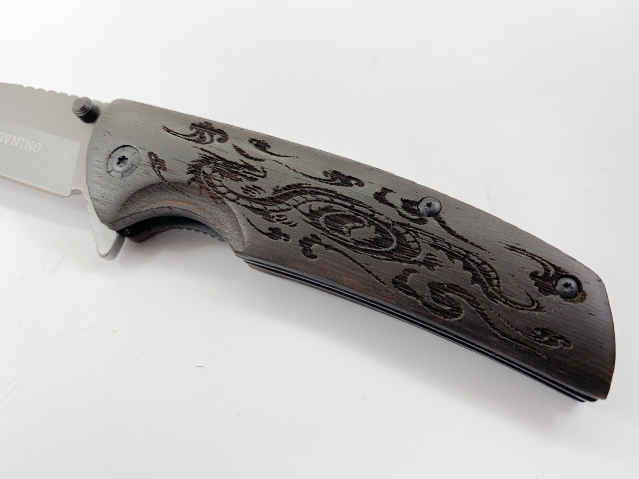 Browning X45 - сгъваем полуавтоматичен джобен нож с клипс за колан