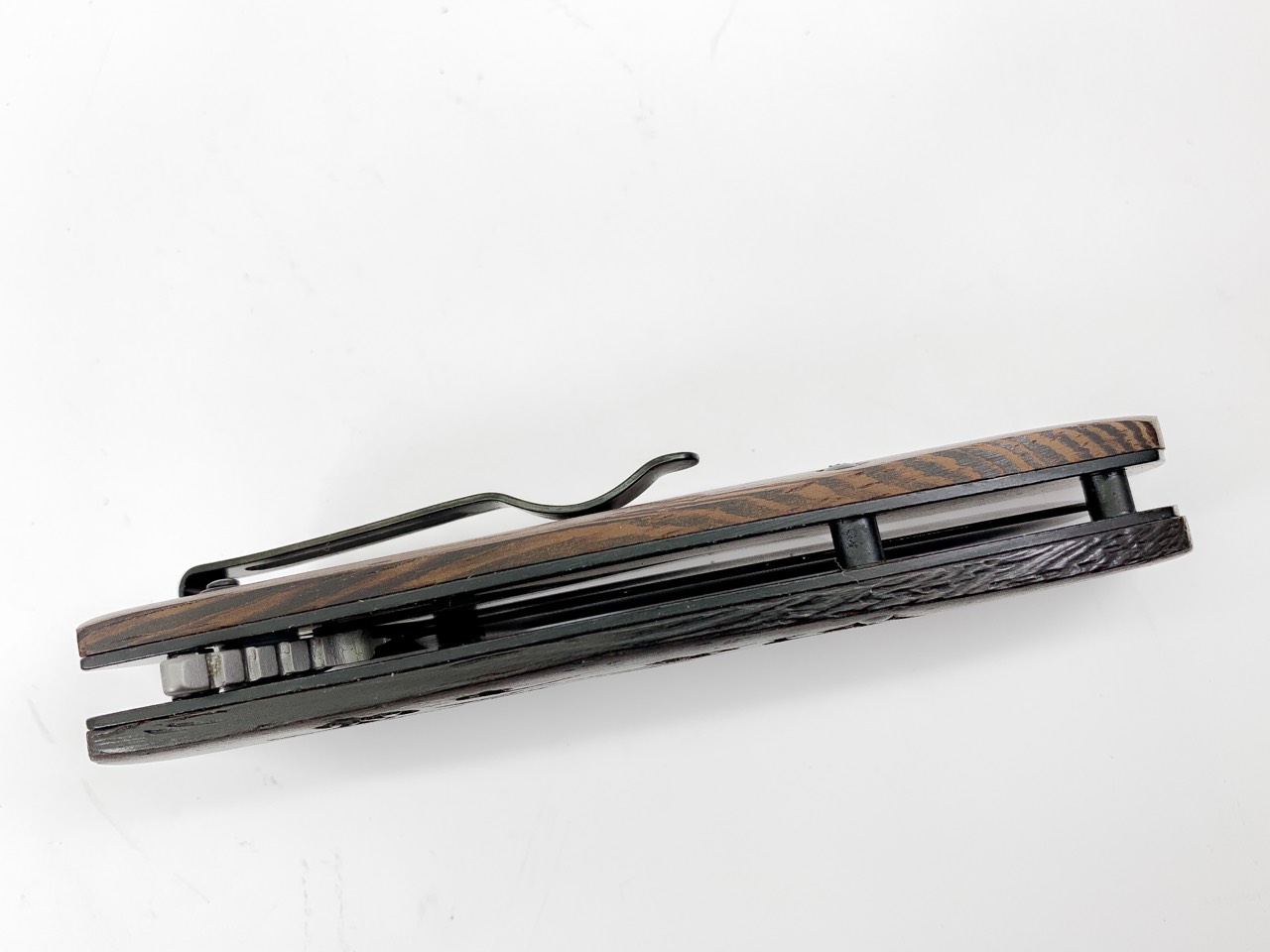 Browning X45 - сгъваем полуавтоматичен джобен нож с клипс за колан