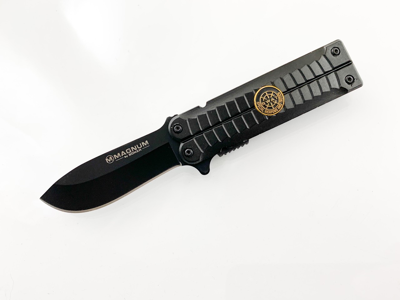 Сгъваемо малко джобно ножче за лов или риболов Magnum Boker 440A steel