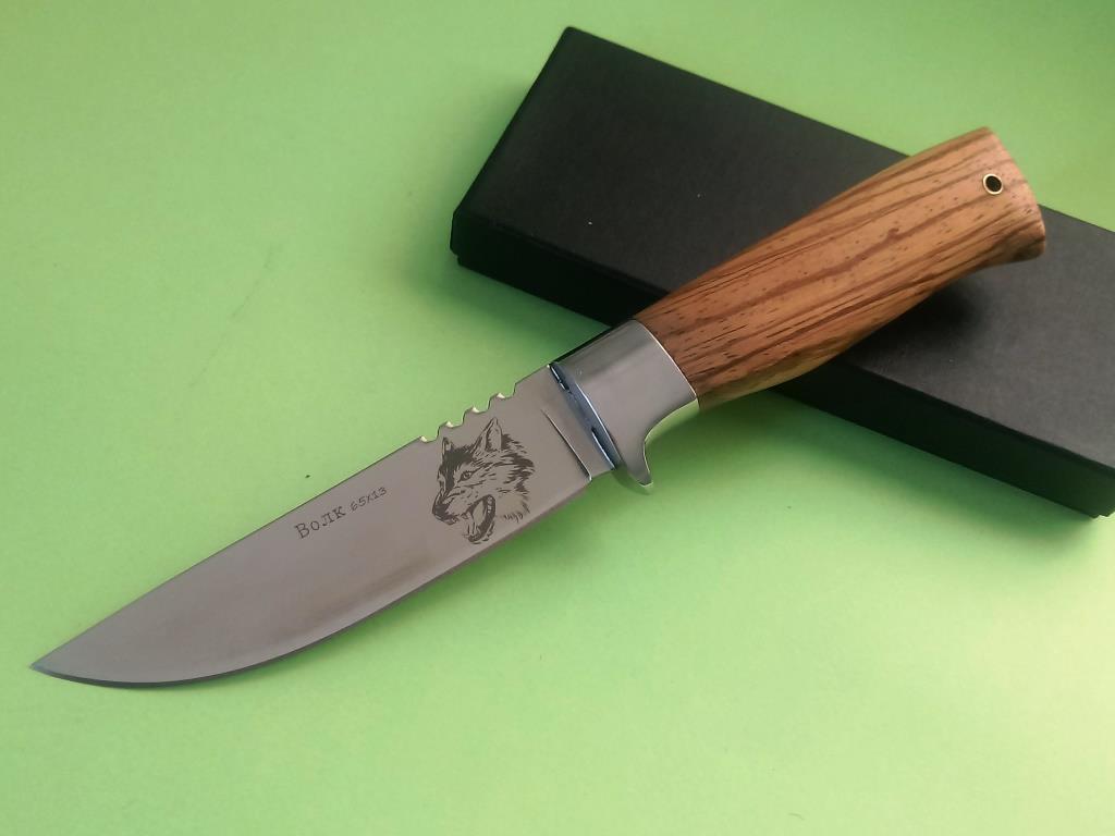 Руски ловен нож с гравиран Вълк на острието-стал 65х13 Руски ловен нож с гравиран Вълк на острието-стал 65х13