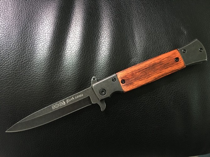 Sog Flash Knife- полуавтоматичен джобен нож