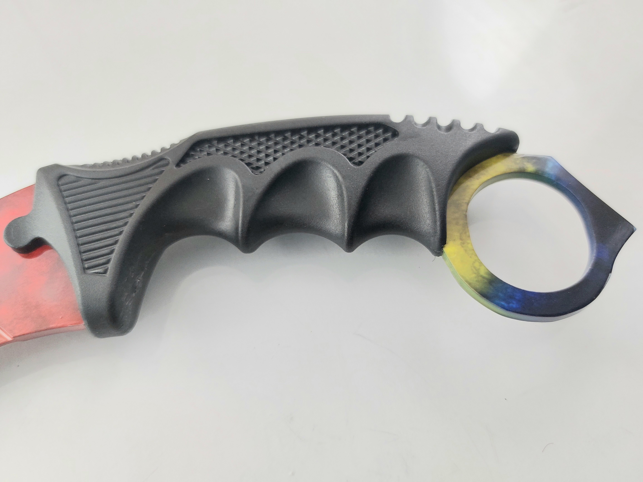 CS GO - Шарен karambit карамбит нож за тренировка начинаещи незаточен CS GO - Шарен karambit карамбит нож за тренировка начинаещи незаточен