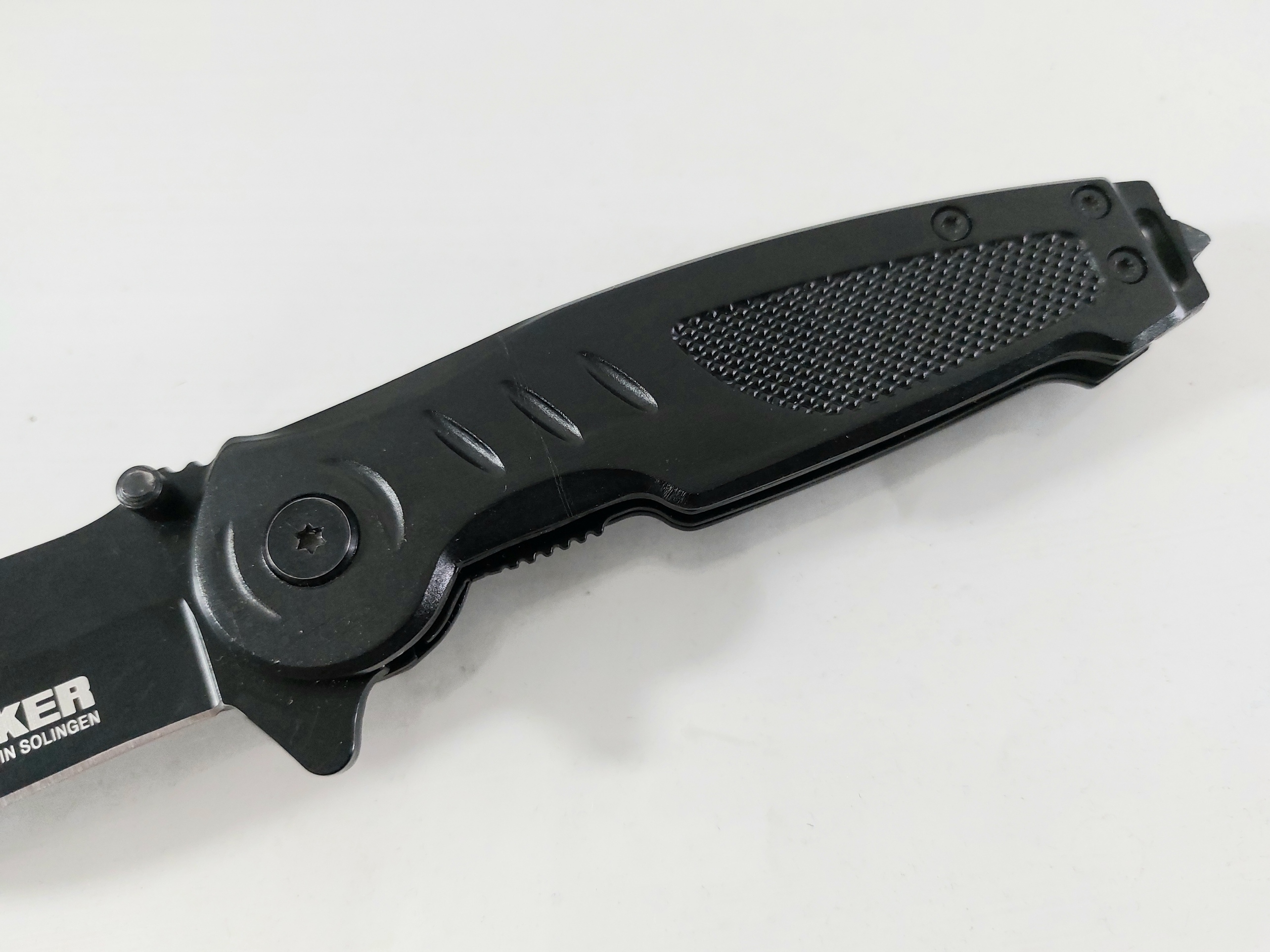 Сгъваем полуавтоматичен джобен нож - Boker с черно тефлоново покритие