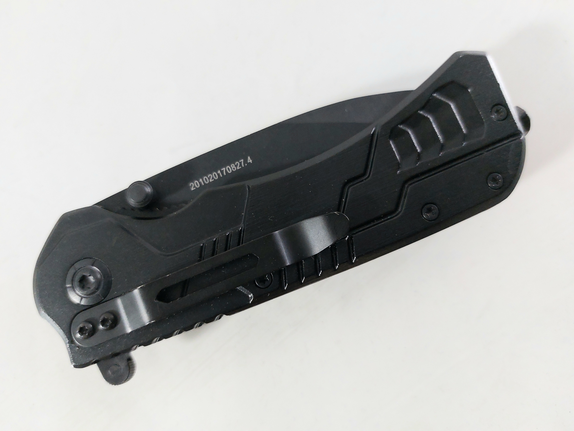Сгъваем автоматичен масивен джобен нож една втора серетирано острие - Boker B073