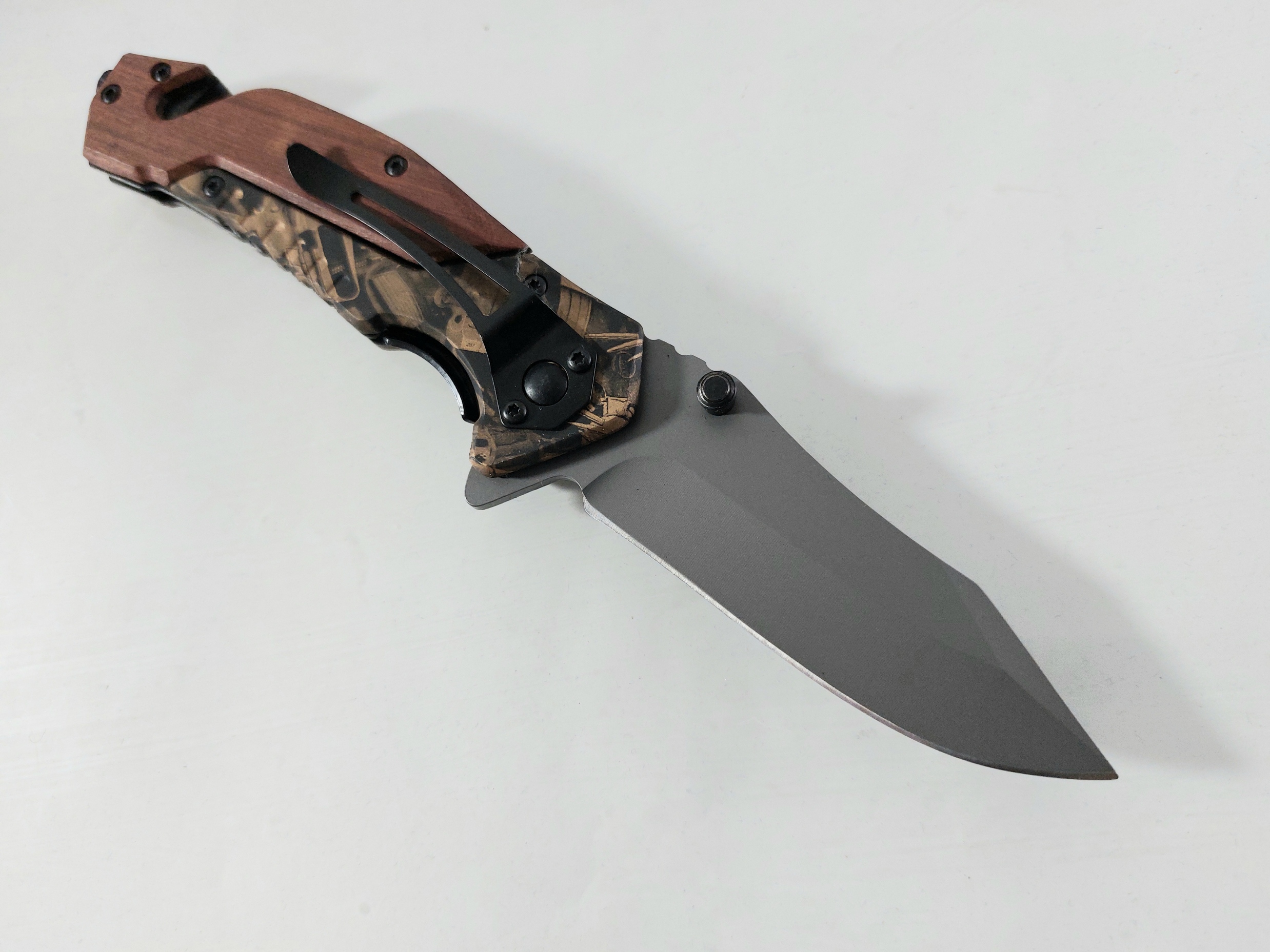 Сгъваем автоматичен масивен джобен нож - Boker B138 Сгъваем автоматичен масивен джобен нож - Boker B138