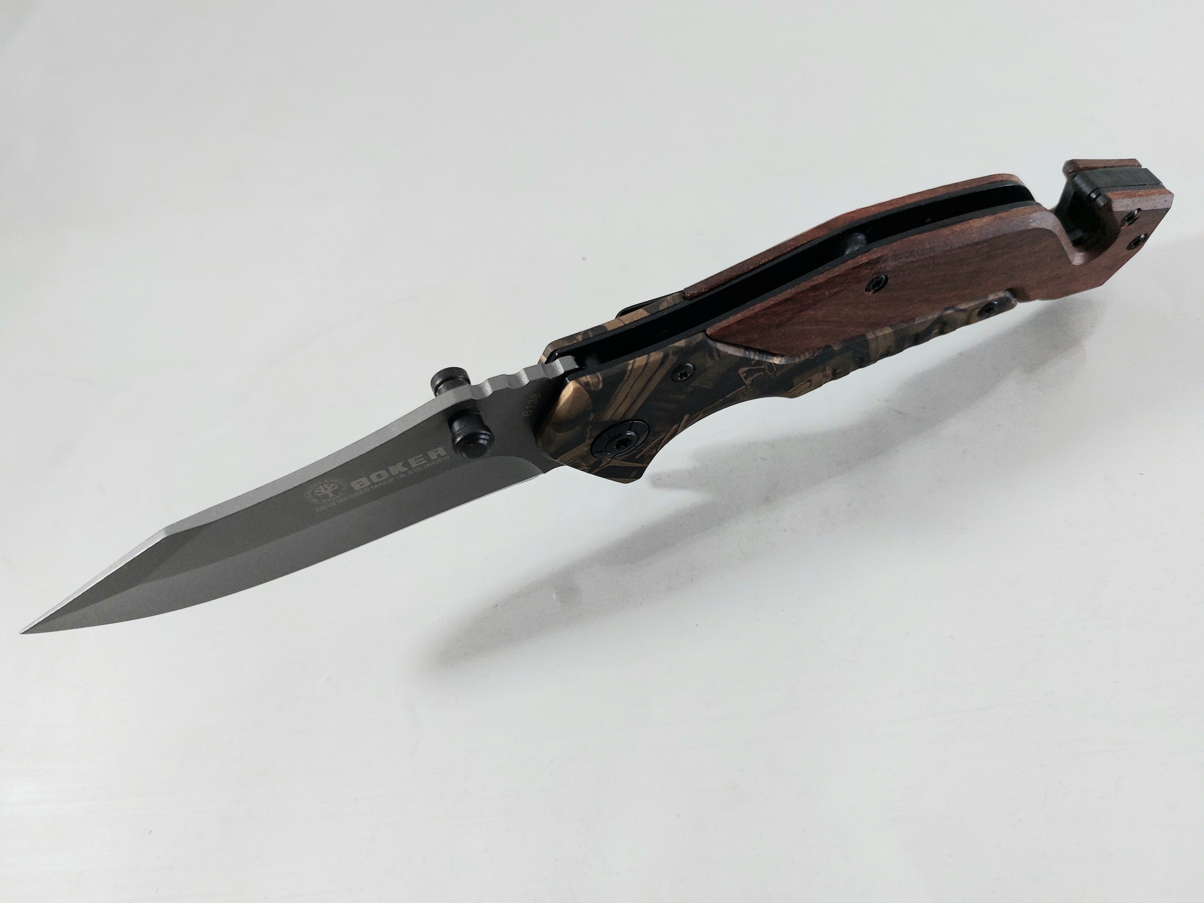 Сгъваем автоматичен масивен джобен нож - Boker B138 Сгъваем автоматичен масивен джобен нож - Boker B138
