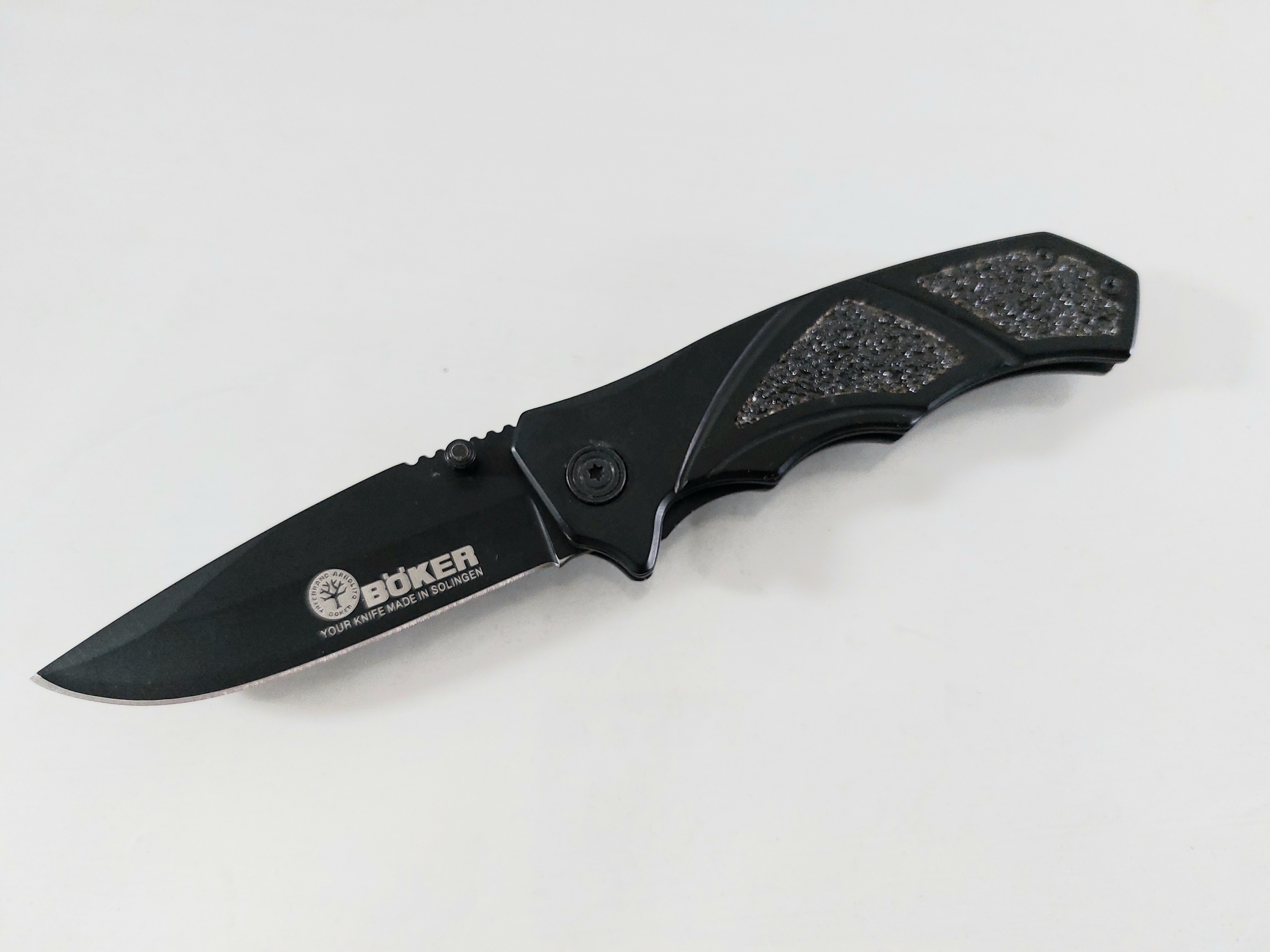 Сгъваем джобен нож - Boker с черно тефлоново покритие Сгъваем джобен нож - Boker с черно тефлоново покритие