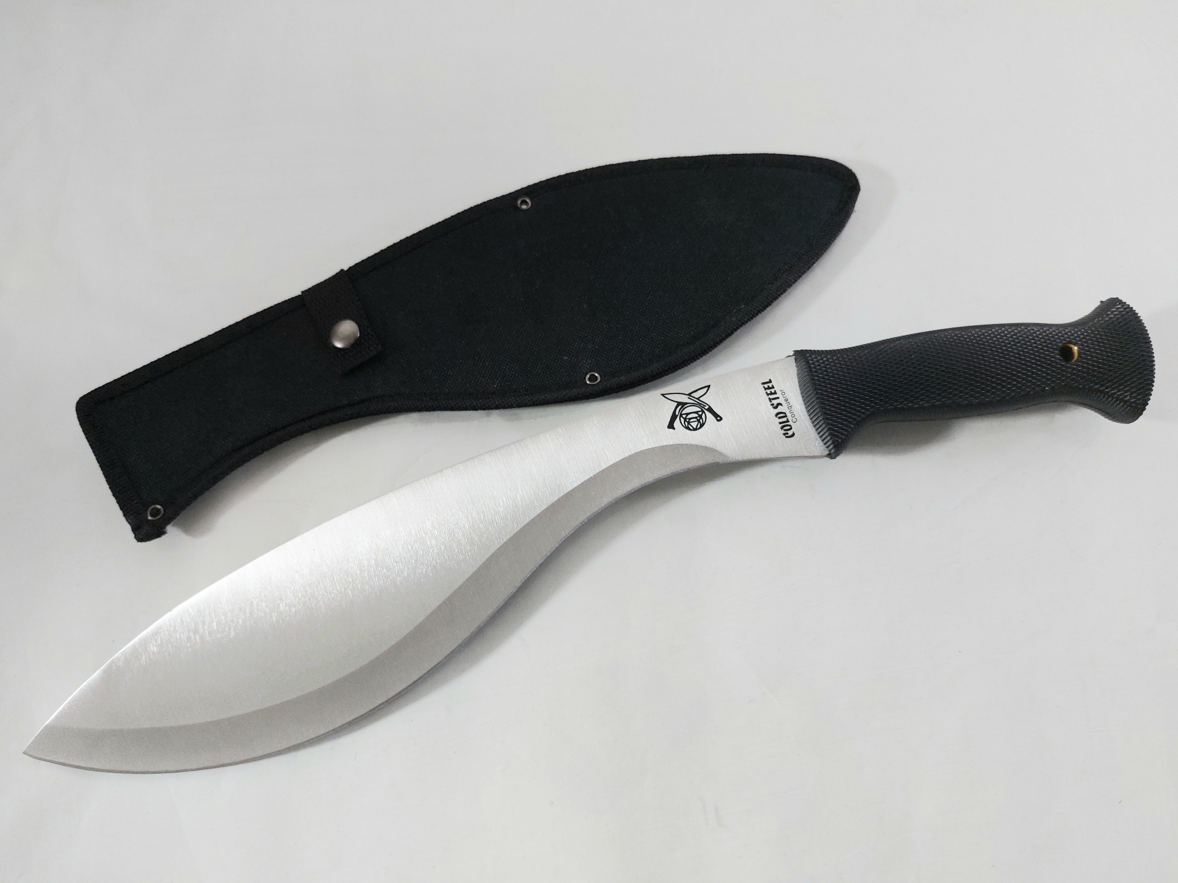 KUKRI Кукри с кания и вулканизирана дръжка