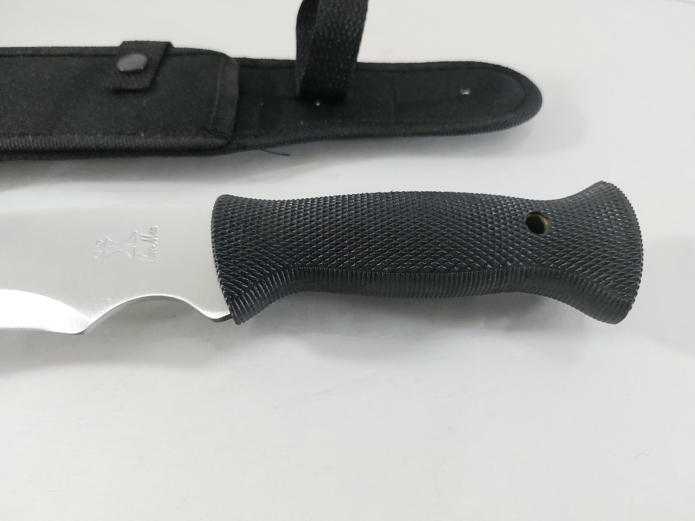 KUKRI Кукри с кания гумирана дръжка VIPEver