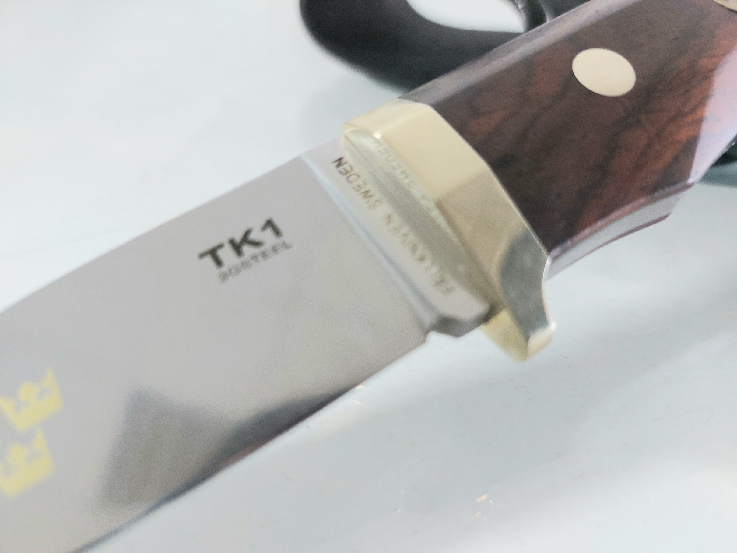 Ловен нож с месингови нитове стилен масивен от 3G steel