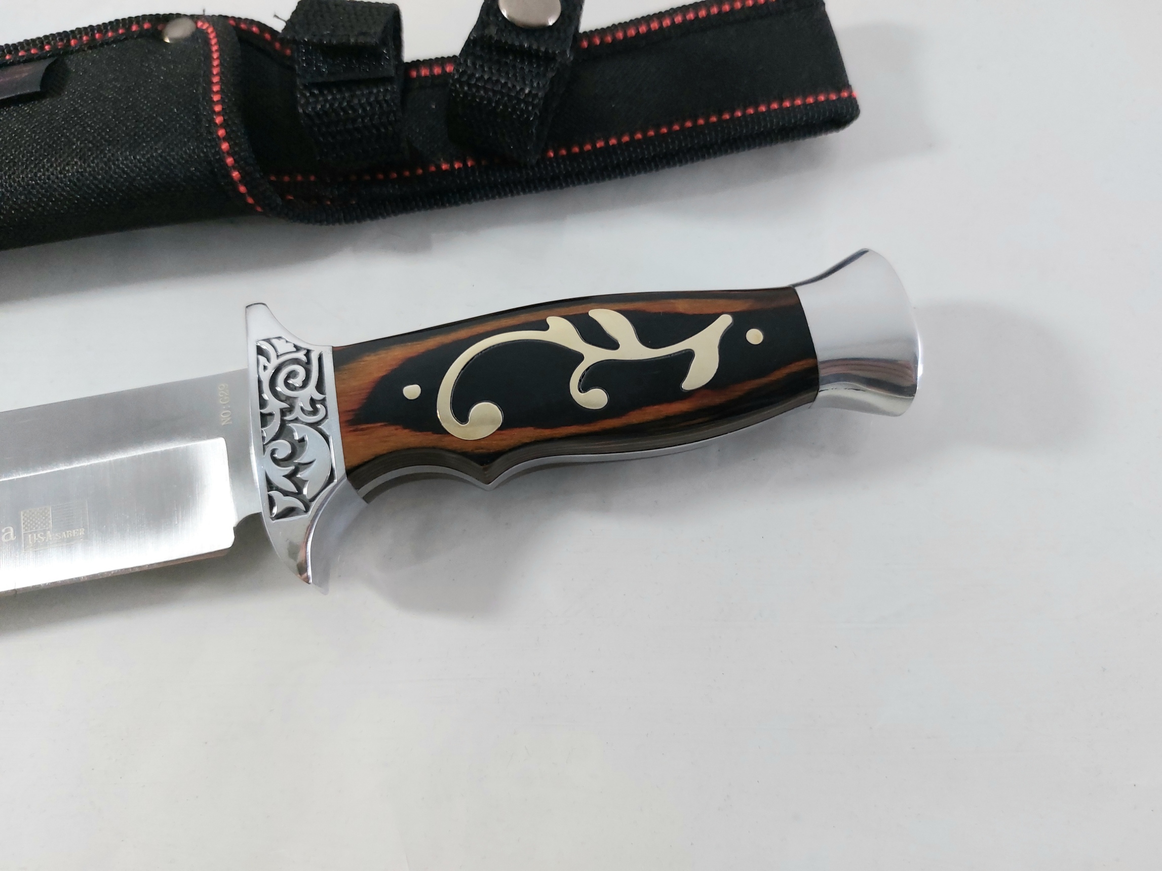 Великолепно балансиран ловен нож USA Columbia G29 Hunting knife за Америсканския пазар