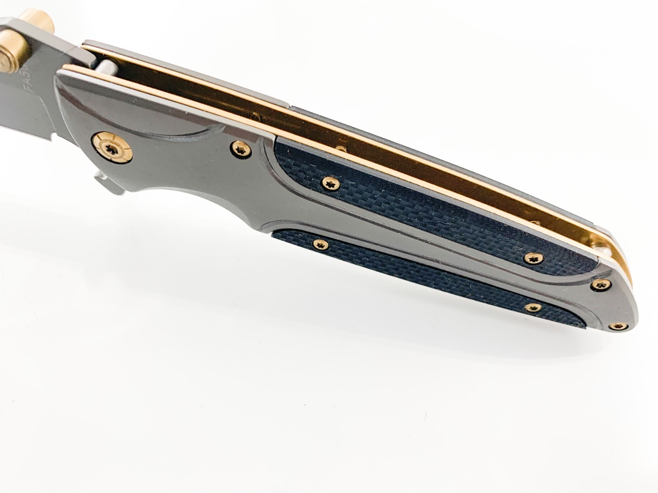 Browning FA50 - Сгъваем автоматичен нож с иноксово покритие на острието