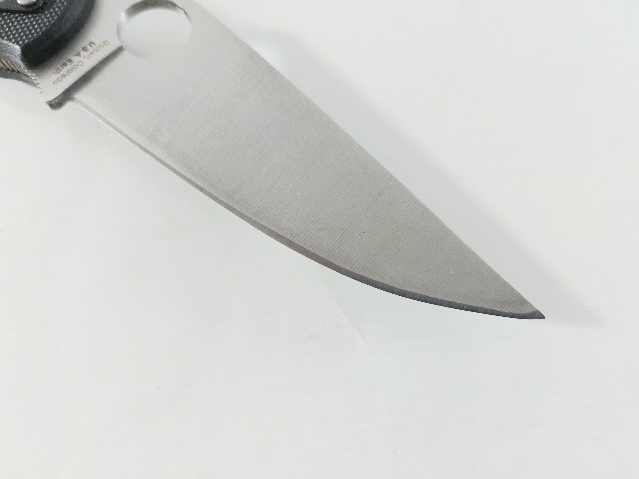 Spyderco CPM-S30V-сгъваем джобен нож с гладко острие