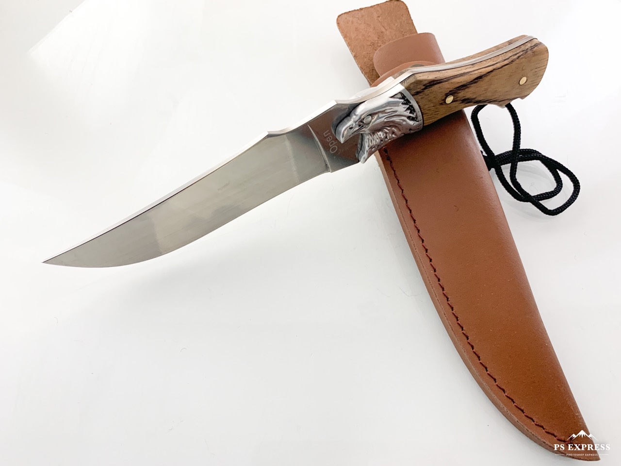 Руски ловен нож Орел с кожена кания остър като бръснач подходящ за лов