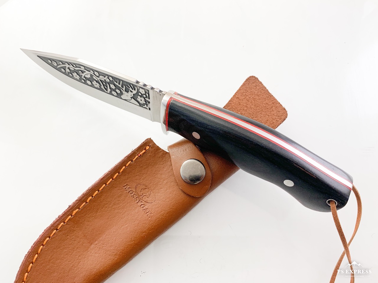 Руски ловен нож фултанг с гравиран Оленъ Елен на острието