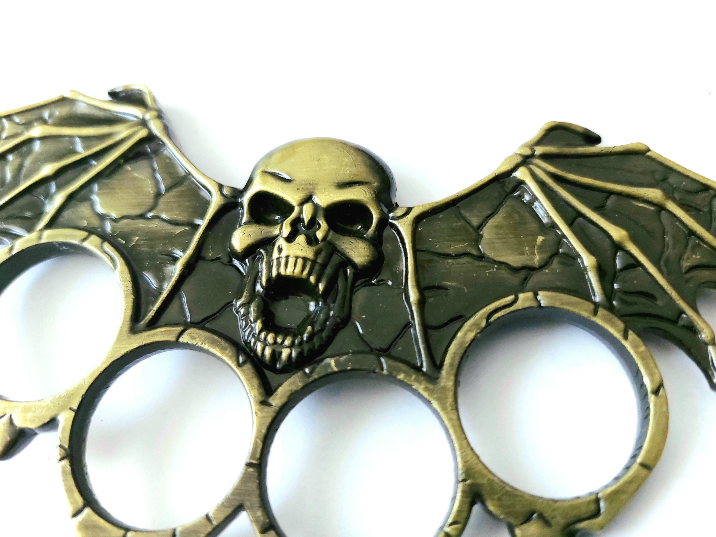 Метален бокс за колекция прилеп с череп Метален бокс за колекция прилеп с череп