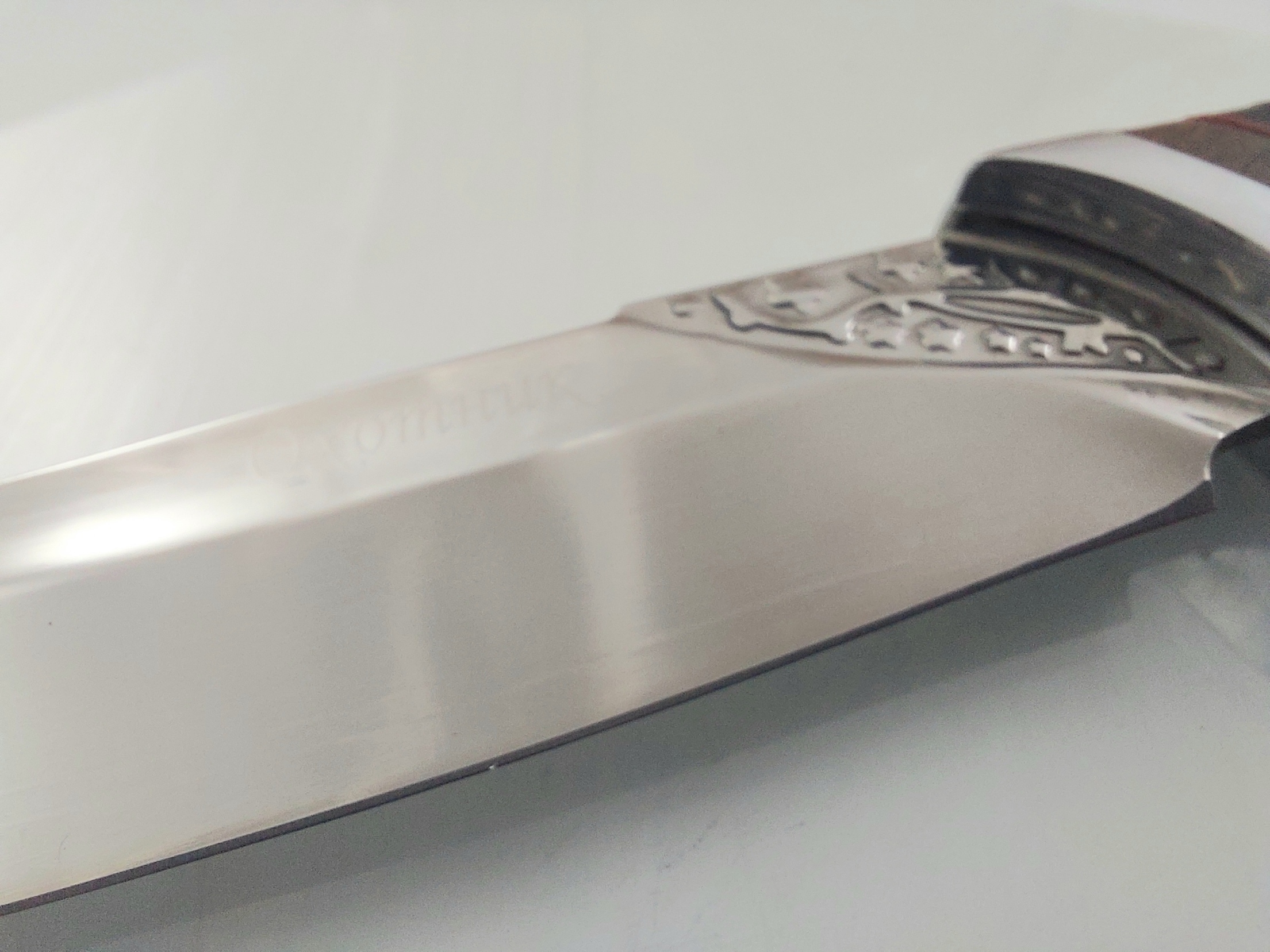 Руски ловен нож с метални гардове - Охотник стал 65х13