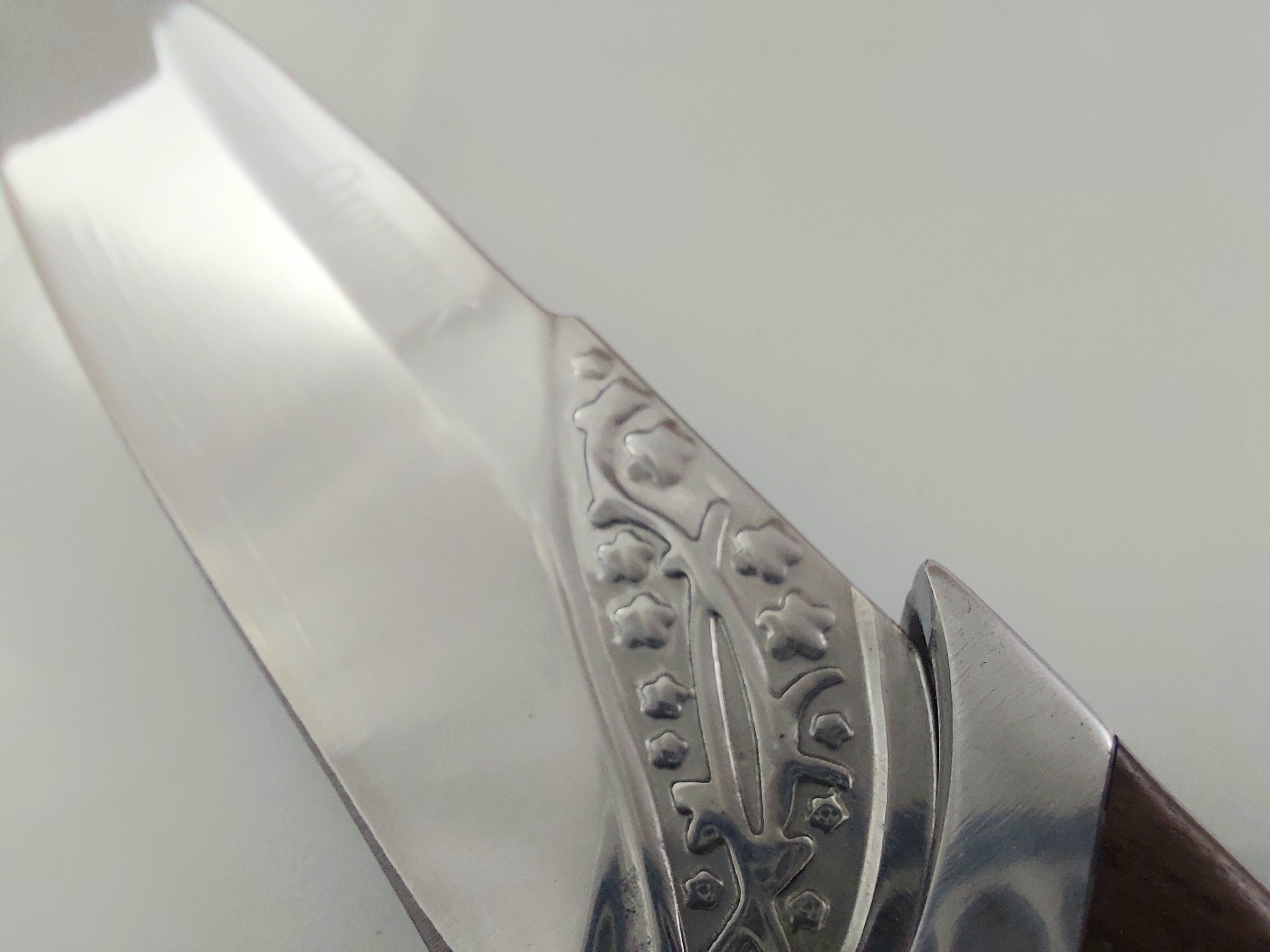 Руски ловен нож с метални гардове - Охотник стал 65х13