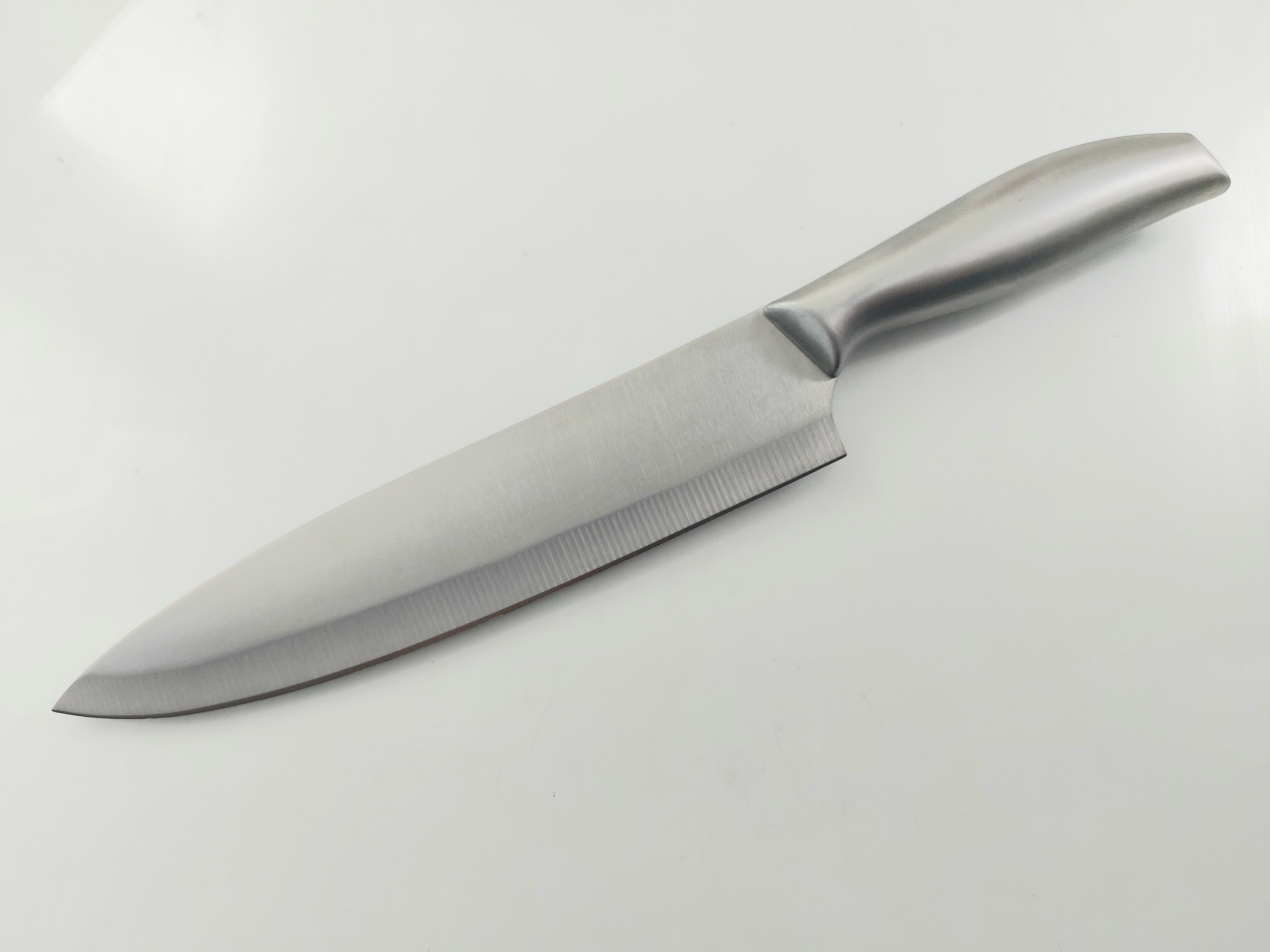 Професионален кухненски нож Chef knife с удобна метална ергономична дръжка
