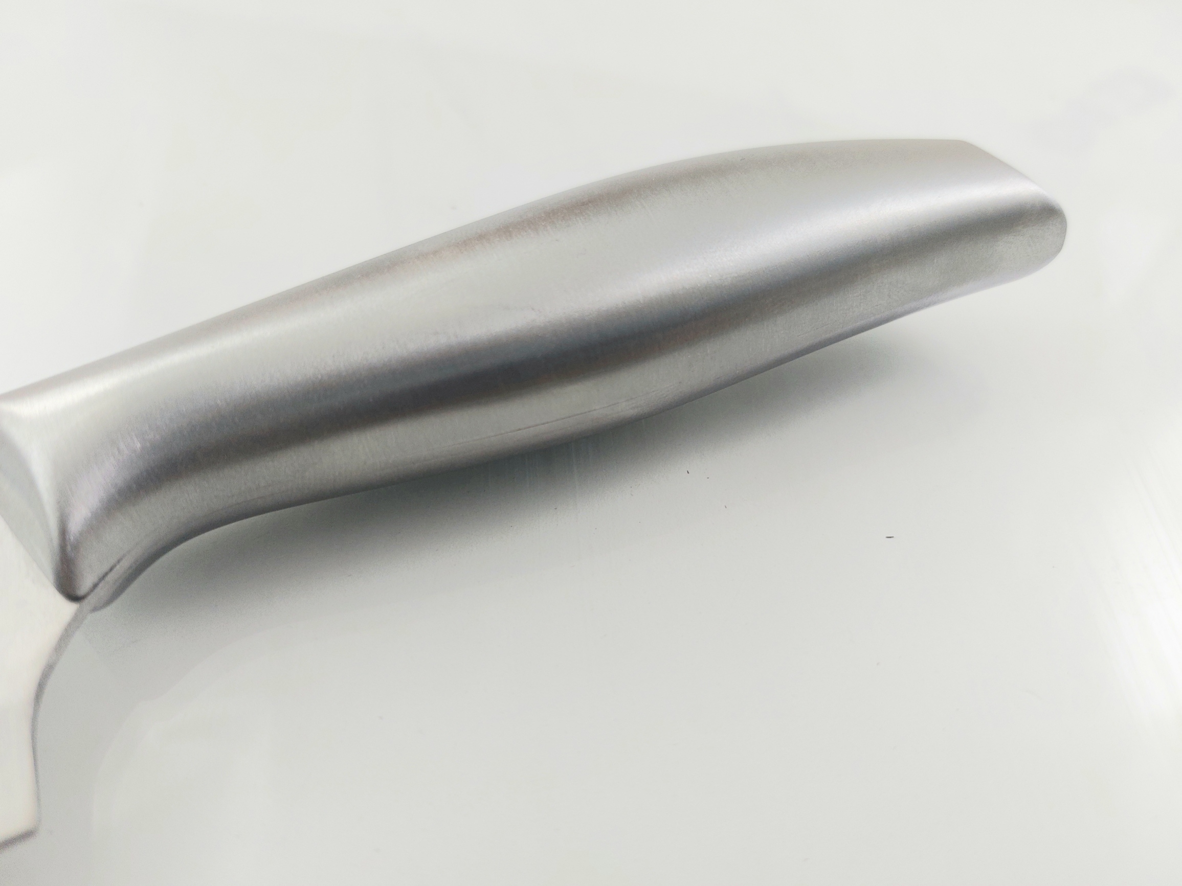 Професионален кухненски нож Chef knife с удобна метална ергономична дръжка