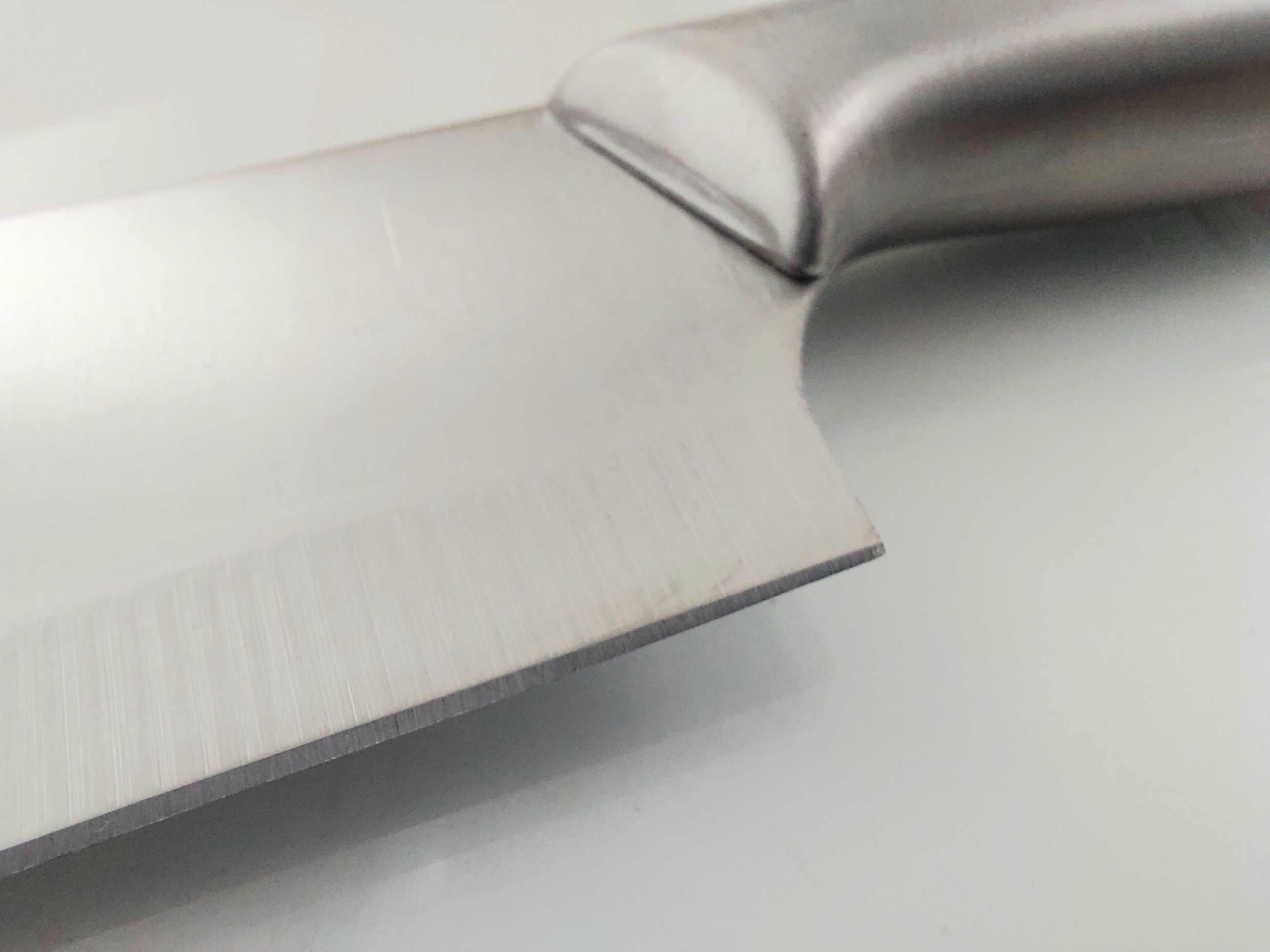 Професионален кухненски нож Chef knife с удобна метална ергономична дръжка