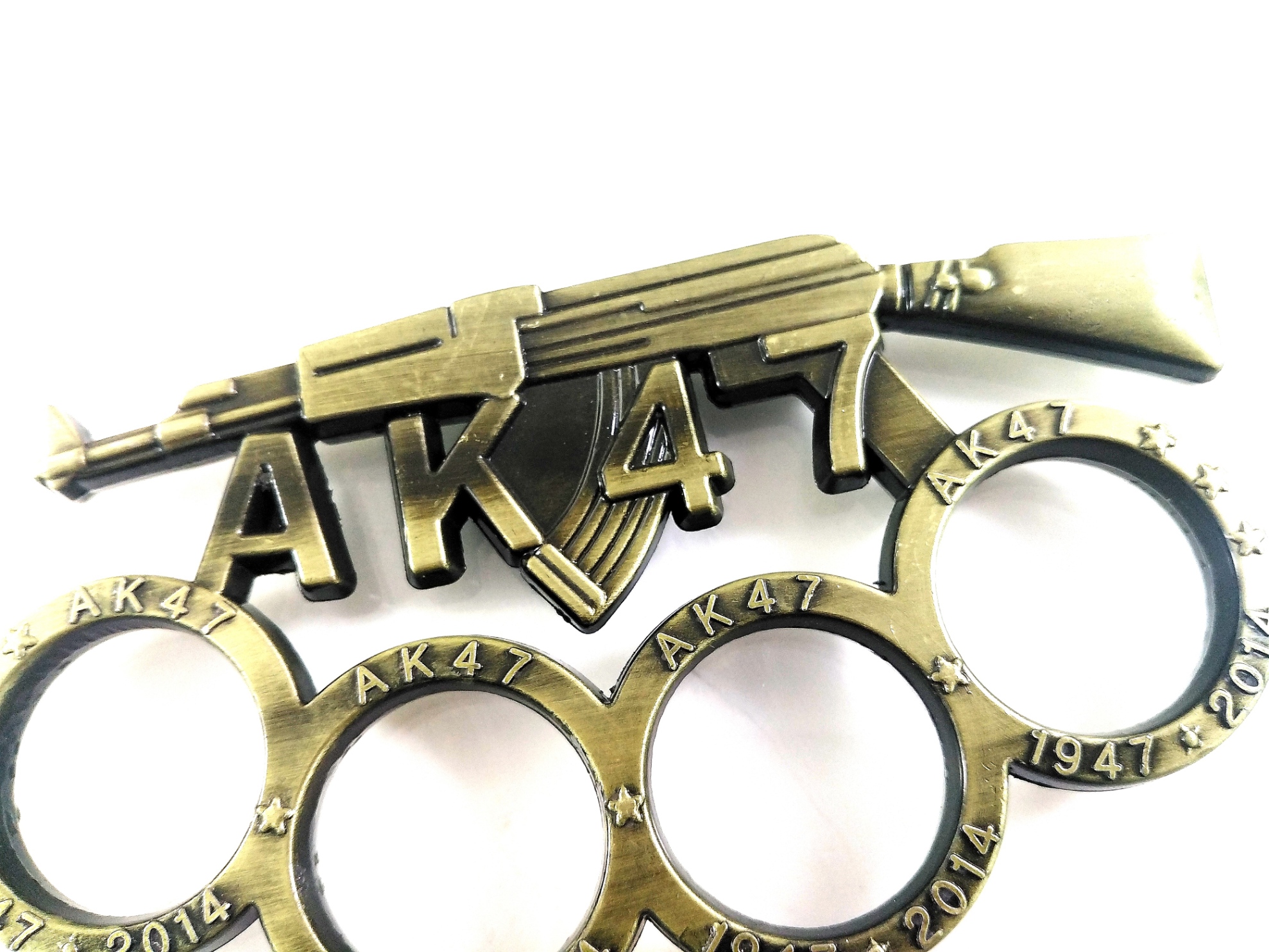 Масивен метален бокс за самозащита или колекция АК-47 1947-2014
