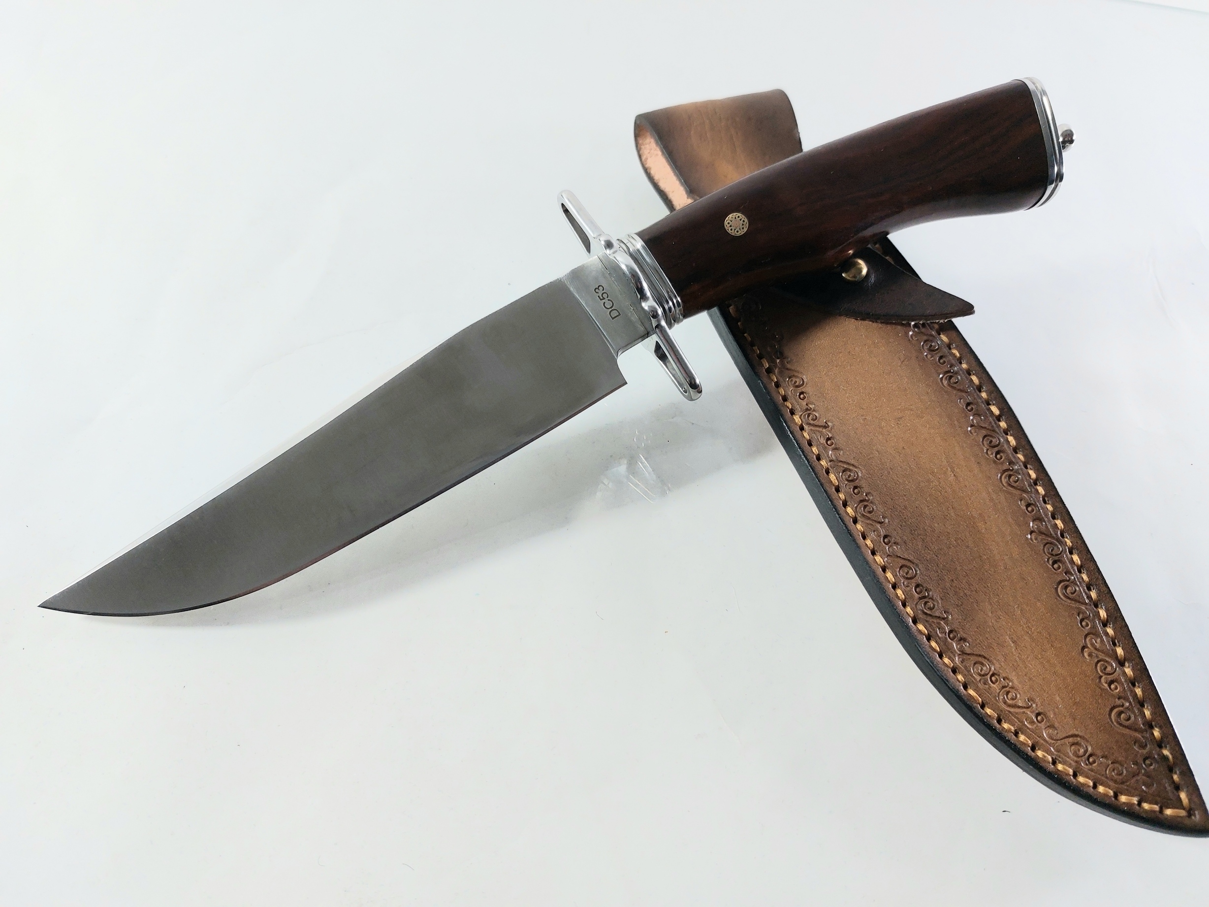 Bowie knife Ръчно направен ловен нож с кожена кания стомана DC53 - VipEver