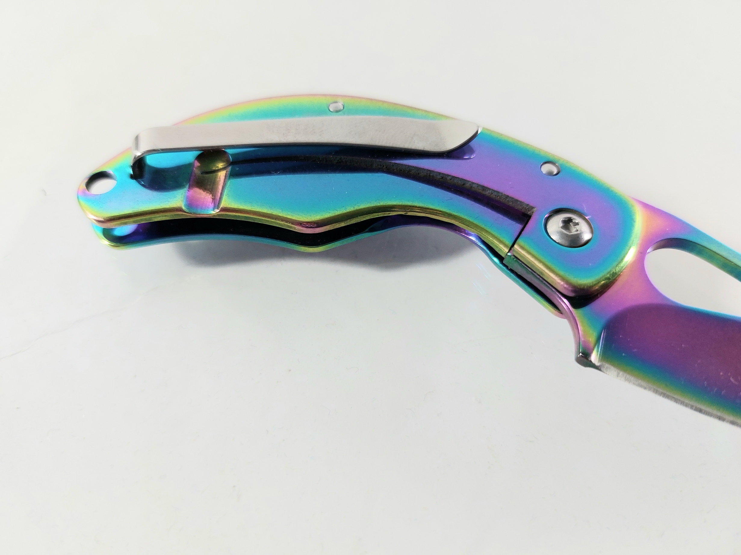 Малко сгъваемо джобно метално ножче F87 Rainbow Малко сгъваемо джобно метално ножче F87 Rainbow