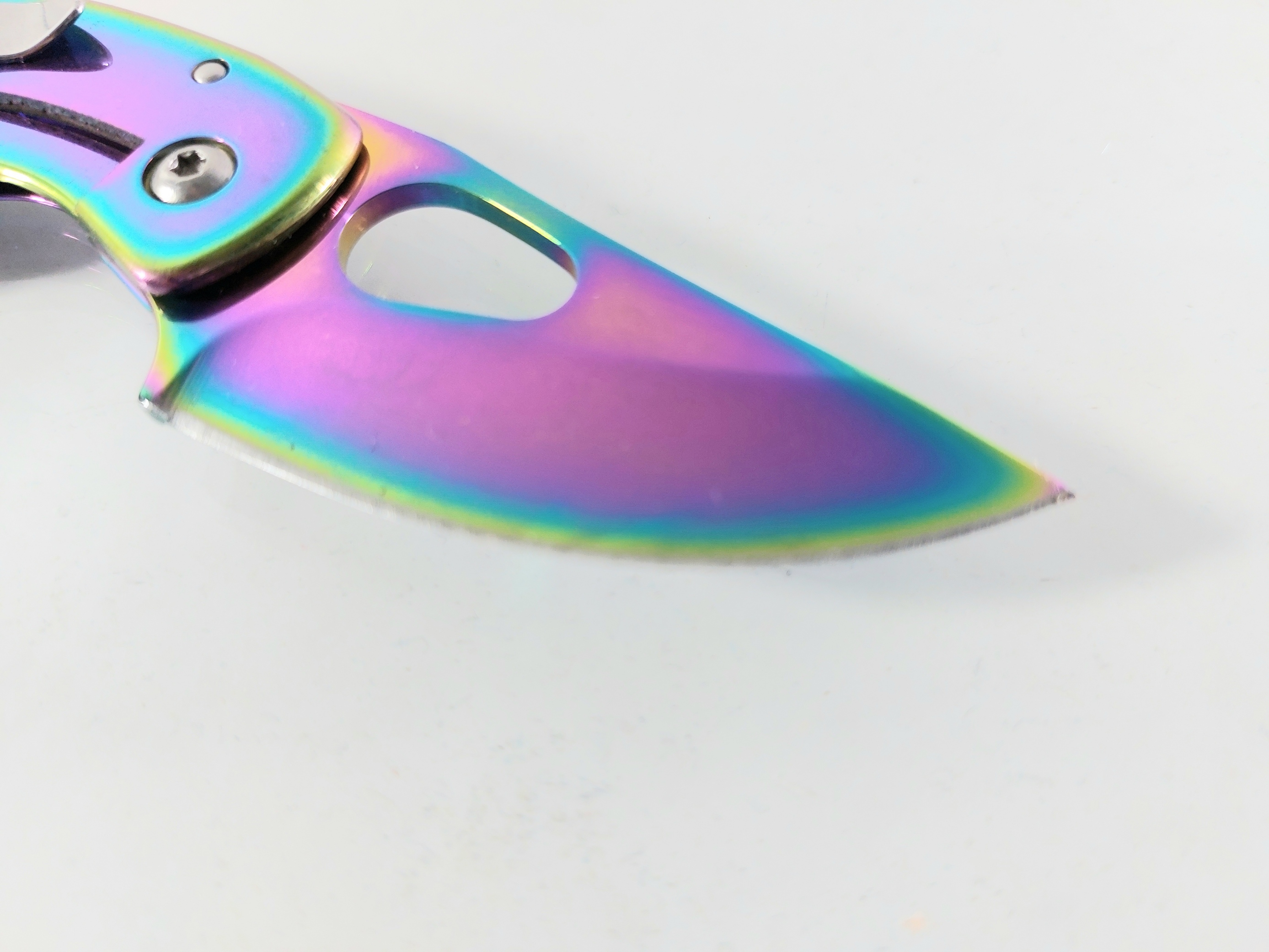 Малко сгъваемо джобно метално ножче F87 Rainbow Малко сгъваемо джобно метално ножче F87 Rainbow