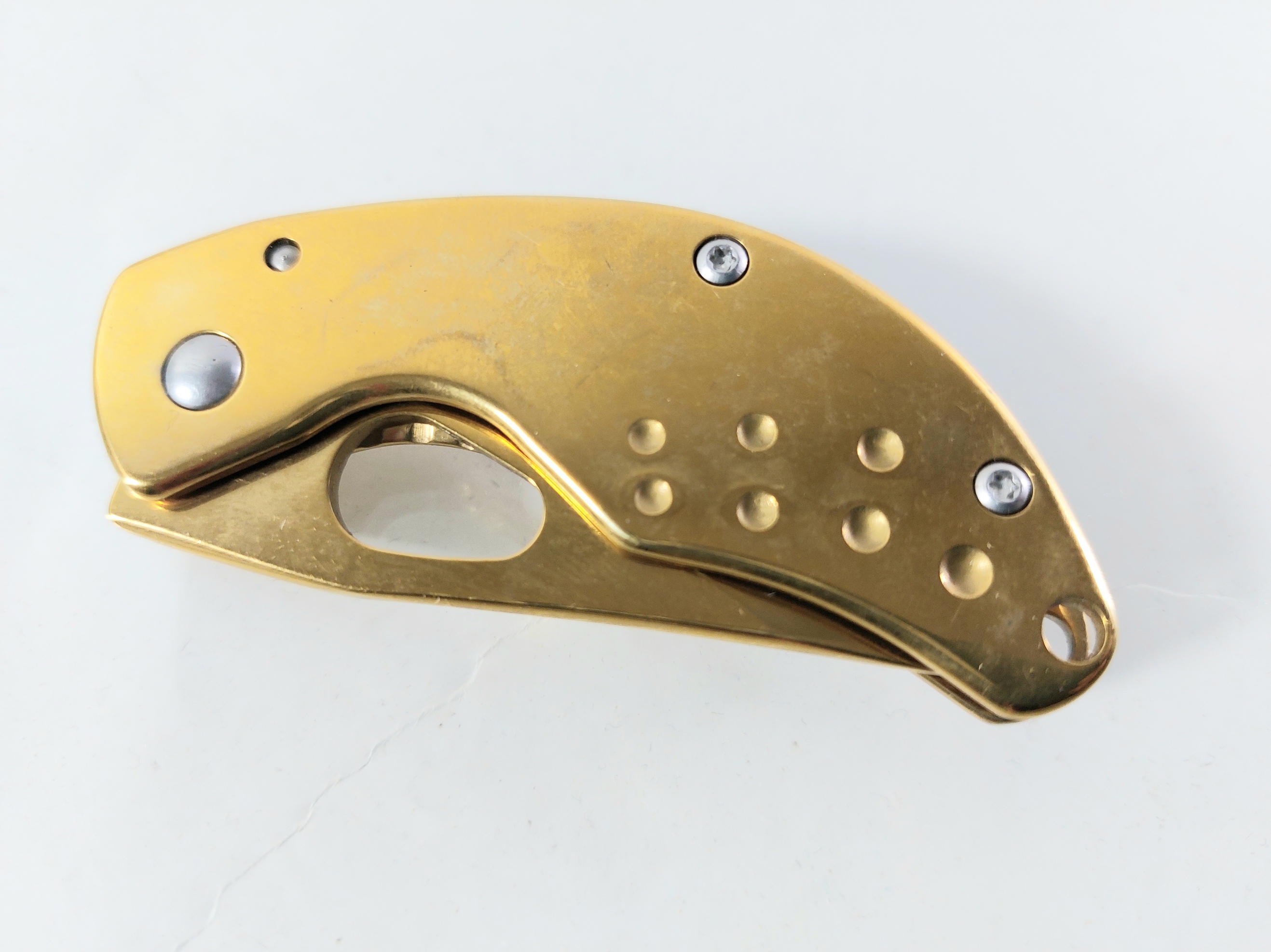 Малко сгъваемо джобно метално ножче F87 Gold Малко сгъваемо джобно метално ножче F87 Gold