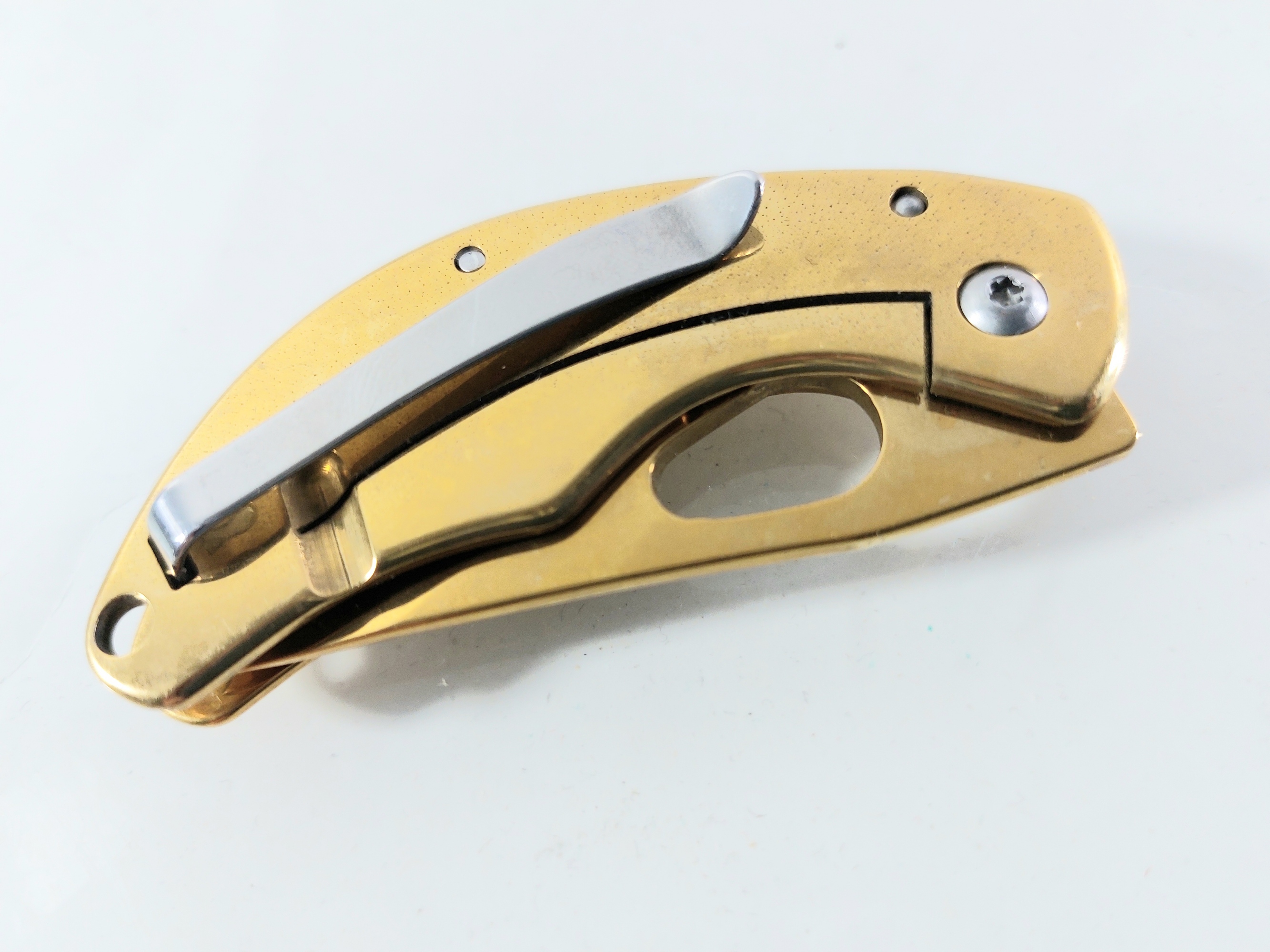 Малко сгъваемо джобно метално ножче F87 Gold Малко сгъваемо джобно метално ножче F87 Gold