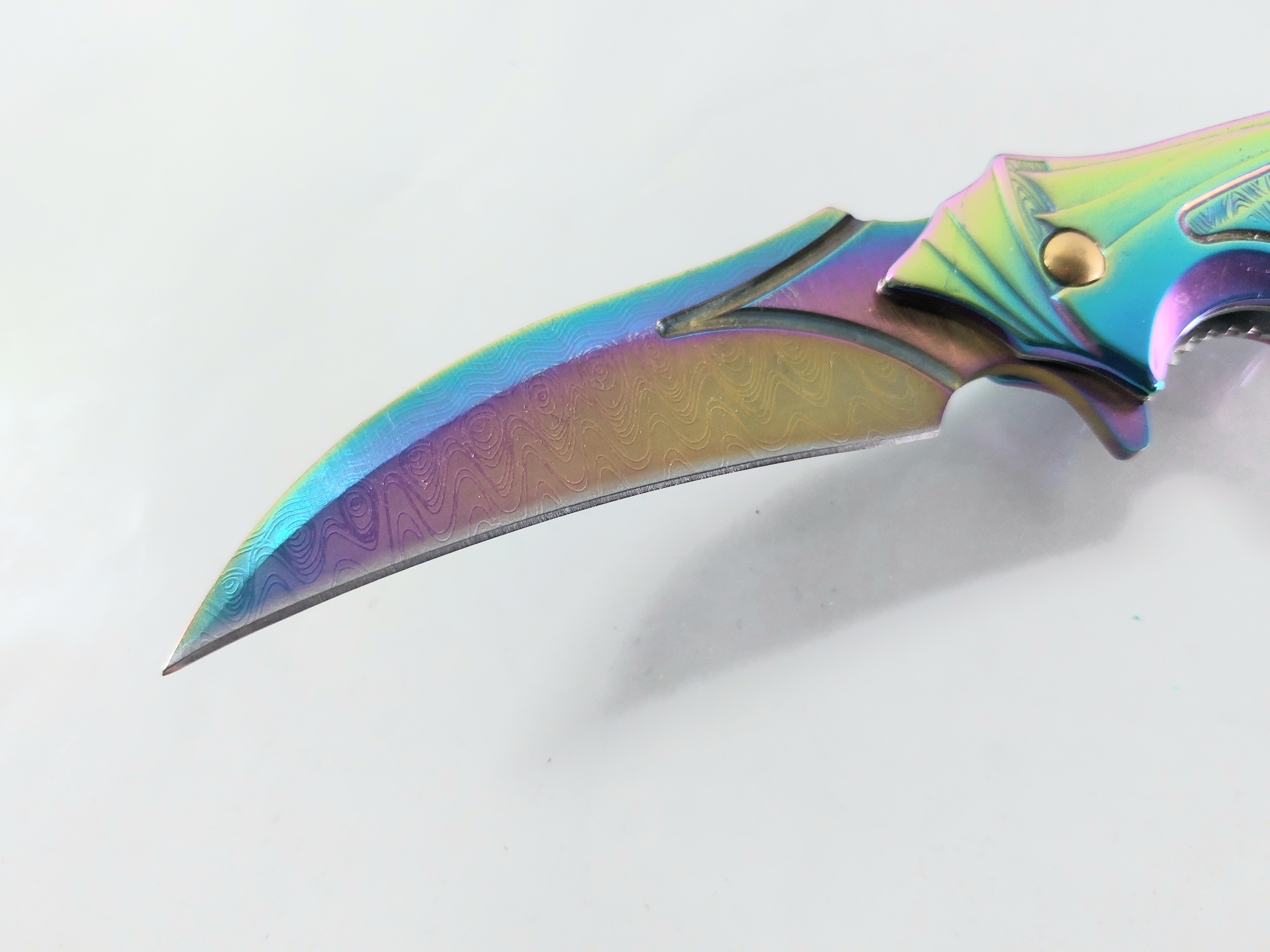 Vipever Сгъваем автоматичен джобен нож с извито острие Rainbow