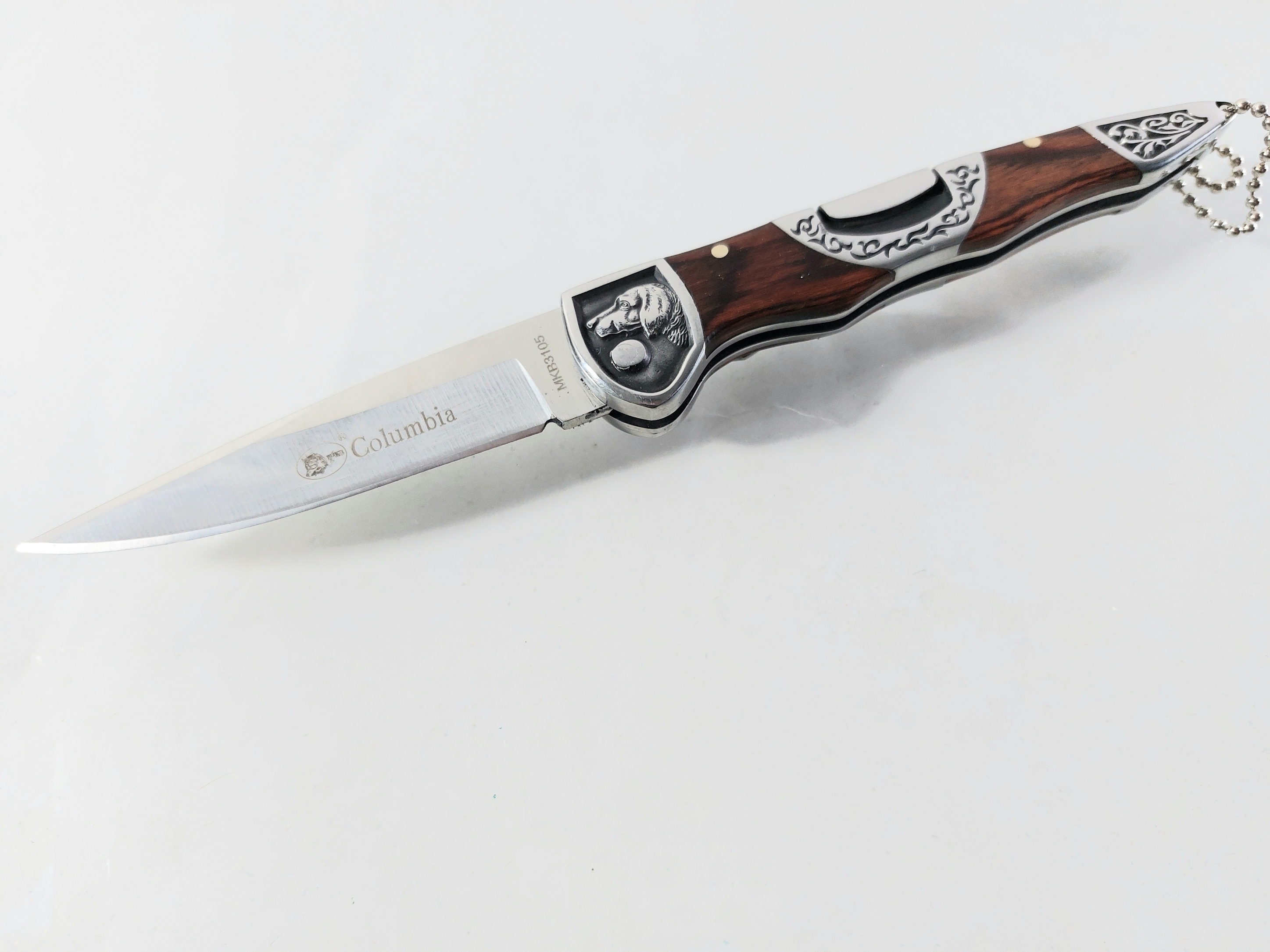 Columbia pocket knife MKB3105 Dog Сгъваем джобен нож с гравирано куче на гарда