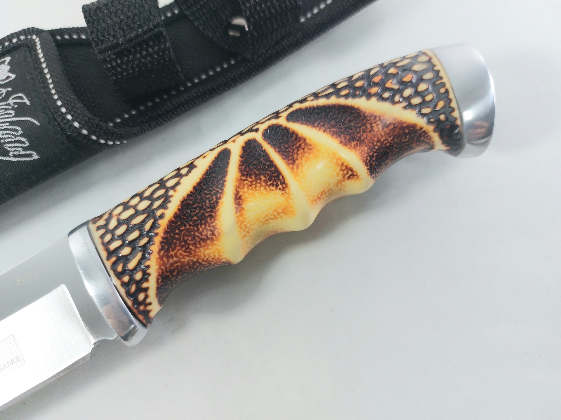 Великолепно балансиран ловен нож USA Columbia SA71 Hunting knife за Америсканския пазар