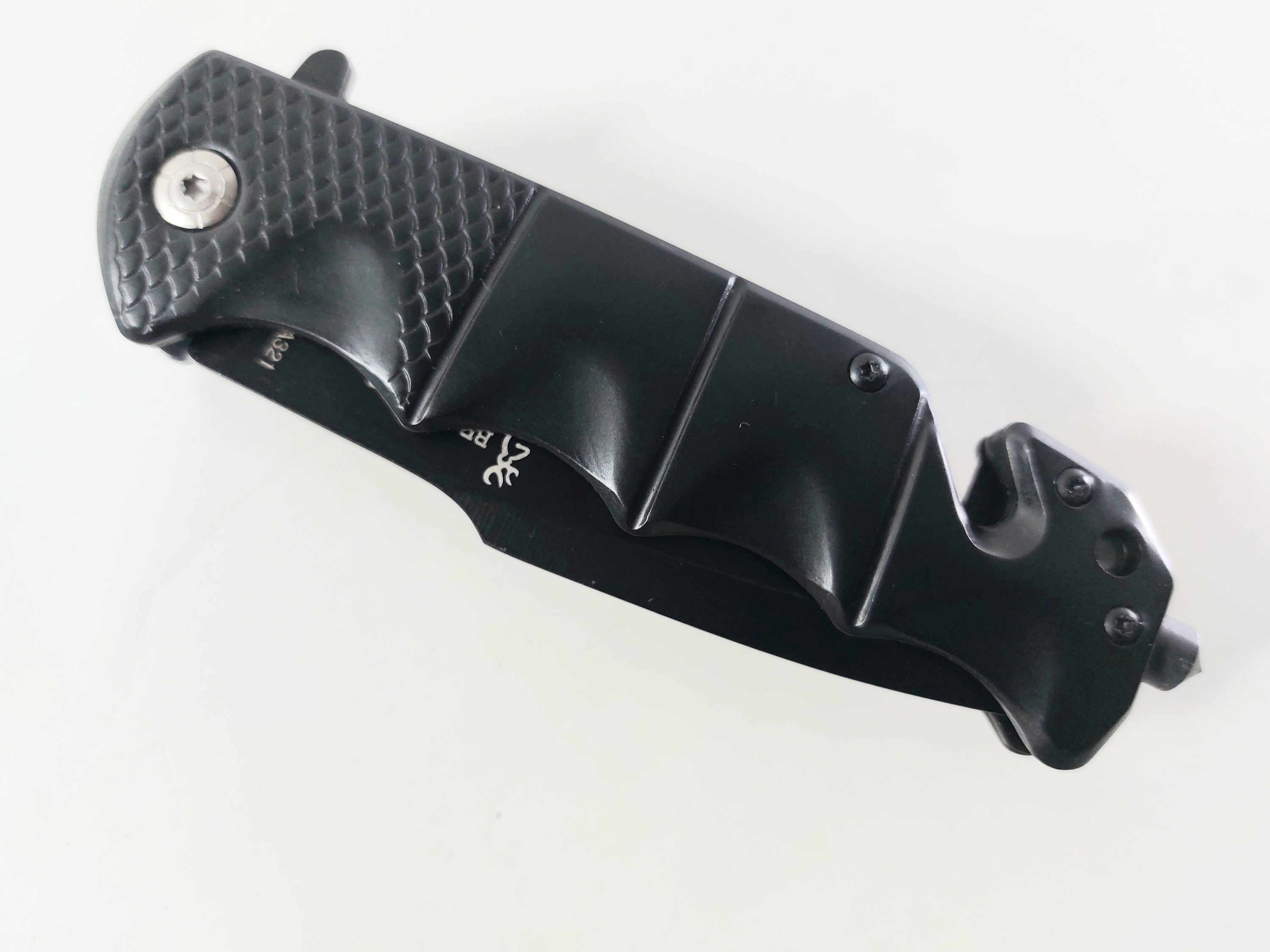 Сгъваем автоматичен нож с черно антирефлекторно покритие Browning DA321 с резец и шип