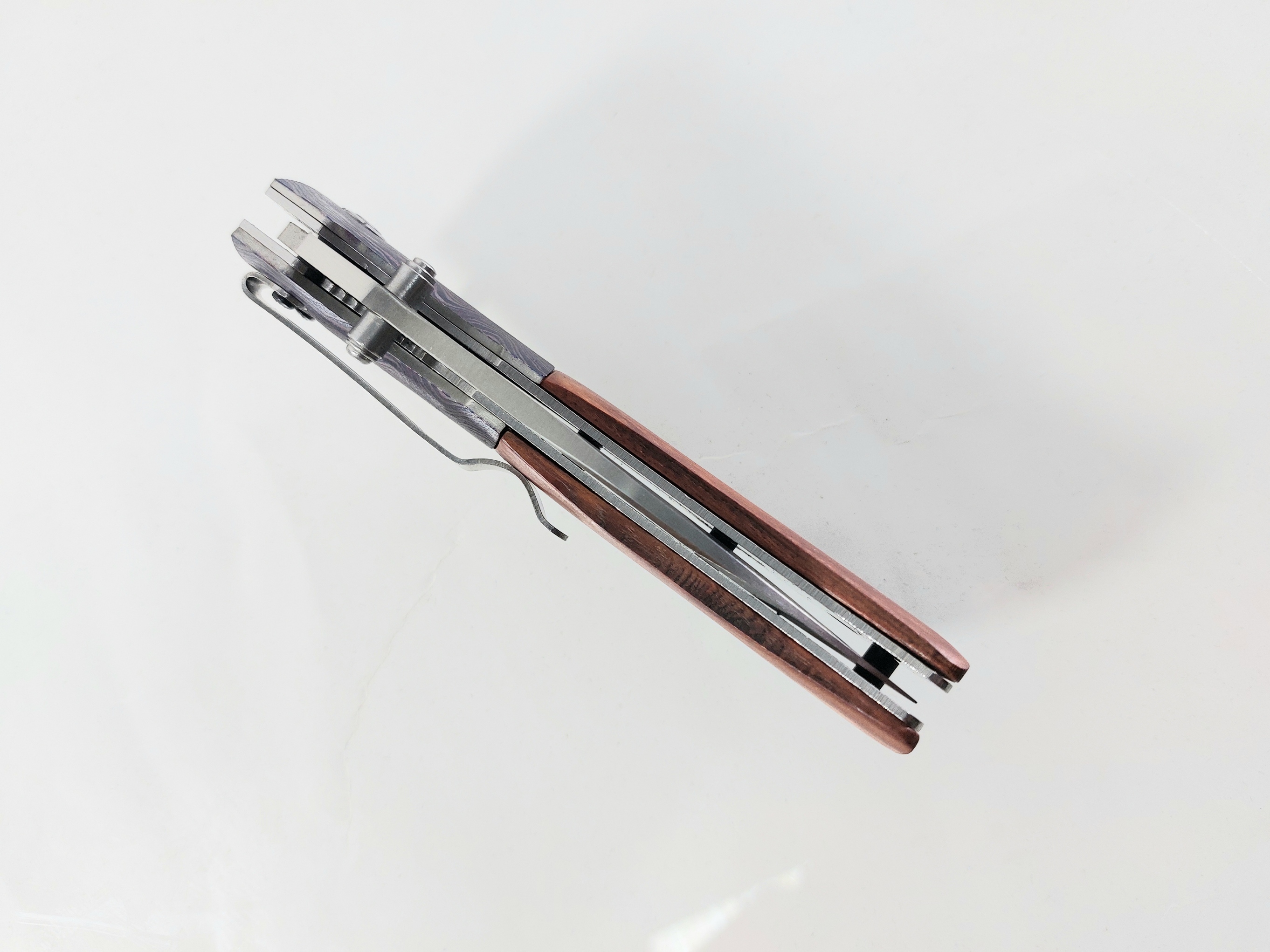 Browning DA142 - Сгъваем автоматичен масивен нож с дървени чирени ифлорални метални елементи