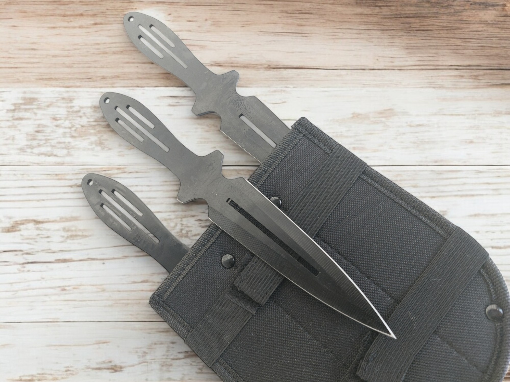Остри и балансирани ножове за хвърляне Kunai Комплект ножове за хвърляне Kunai в текстилен калъф