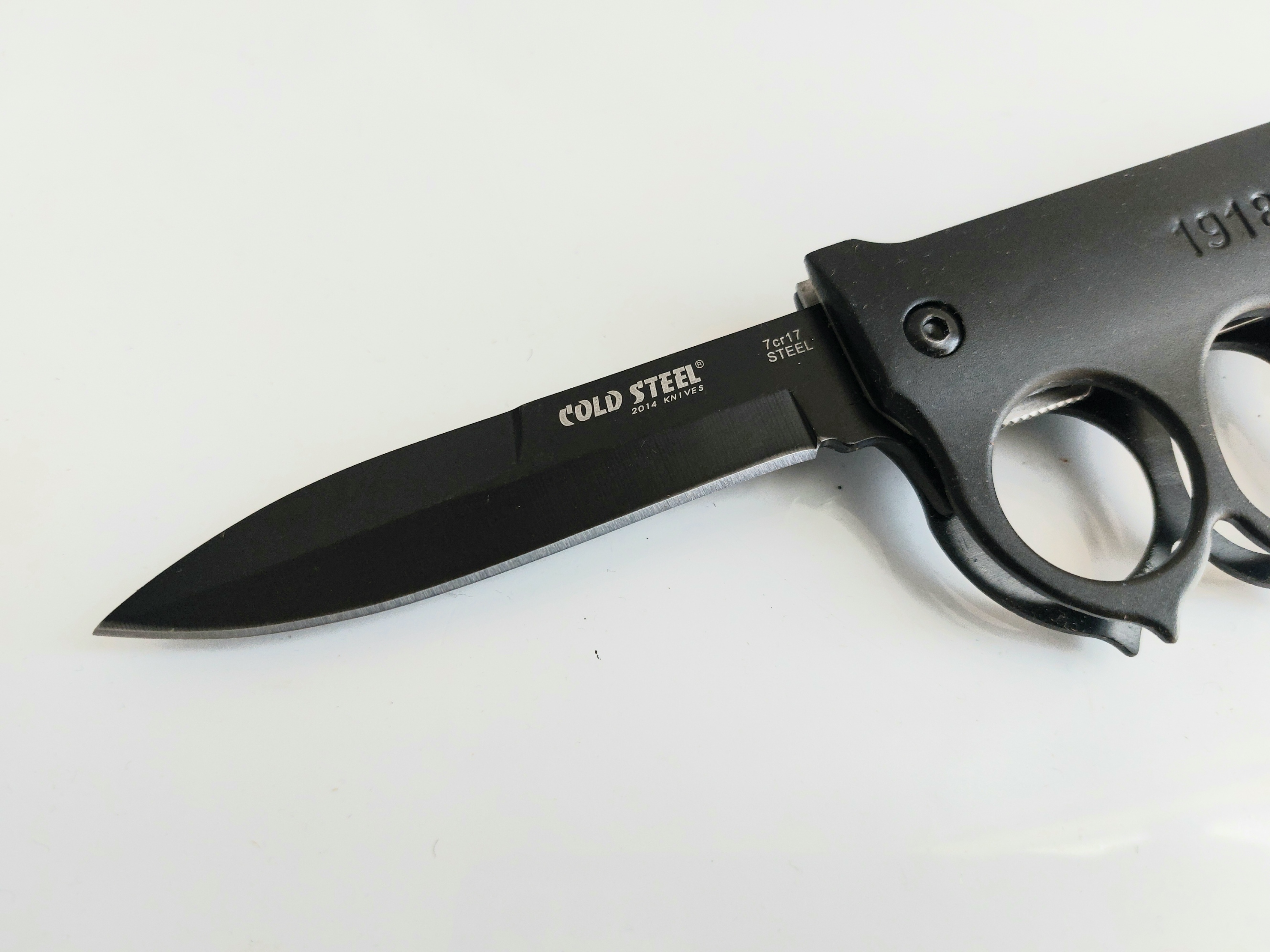 Cold Steel автоматичен нож бокс 1918 U.S. Cold Steel автоматичен нож бокс 1918 U.S.