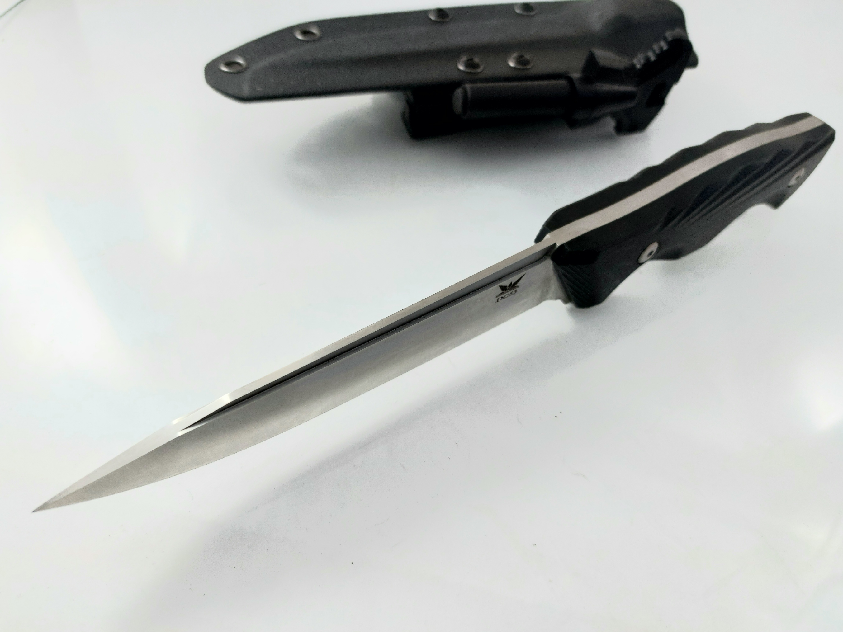 Ловен нож фултанг с Kydex калъф,магнезиева запалка DC53 Steel Military