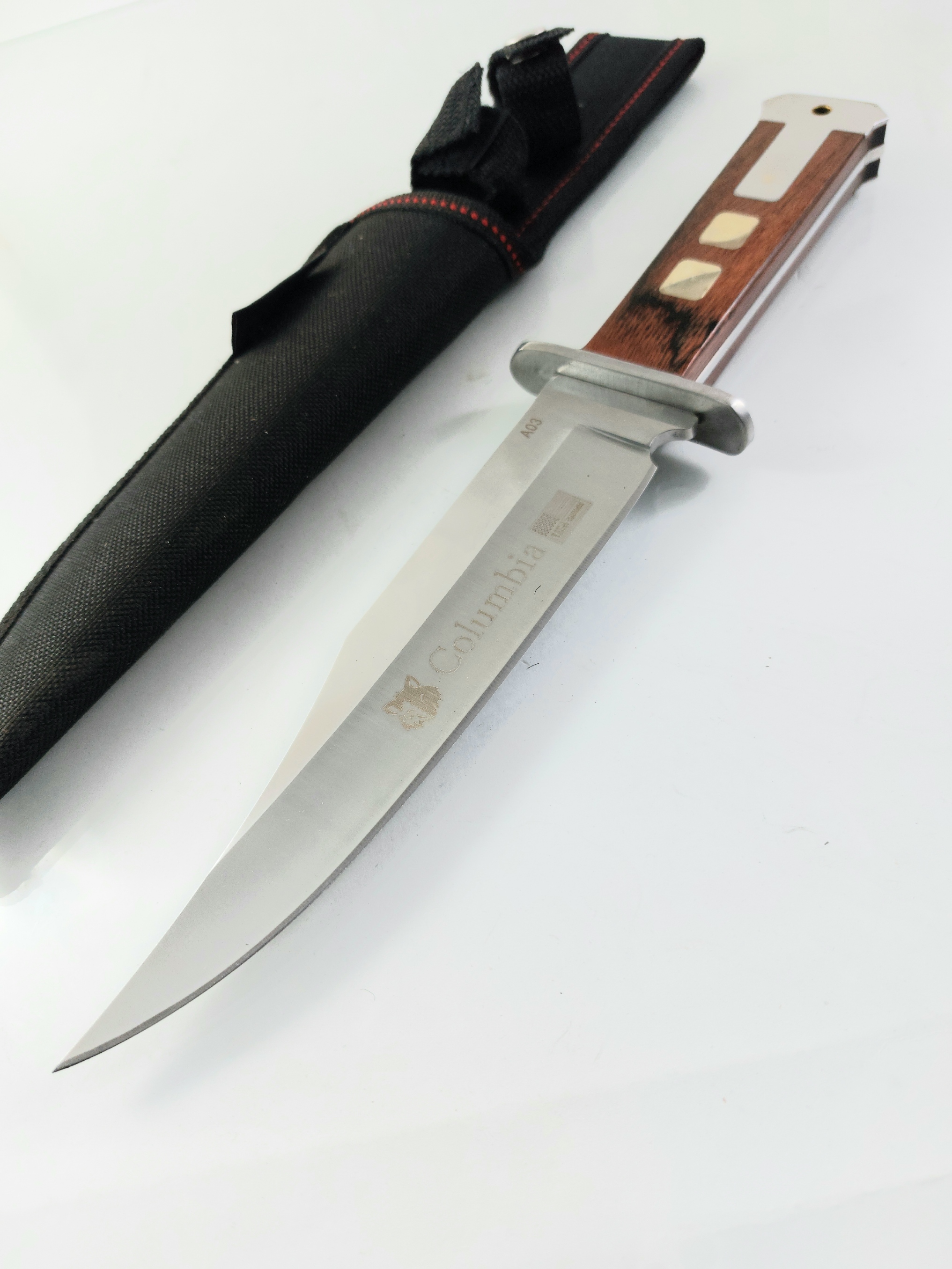 Ловен нож от масивна закалена стомана - Columbia A03
