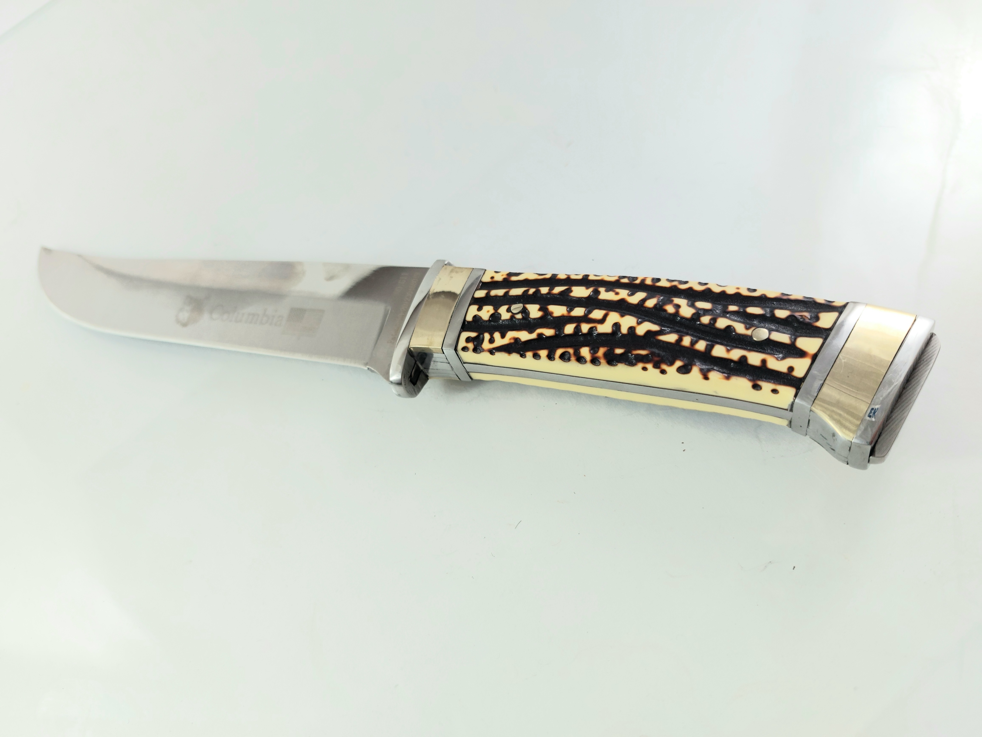 Великолепно балансиран ловен нож USA Columbia G11 Hunting knife за Америсканския пазар
