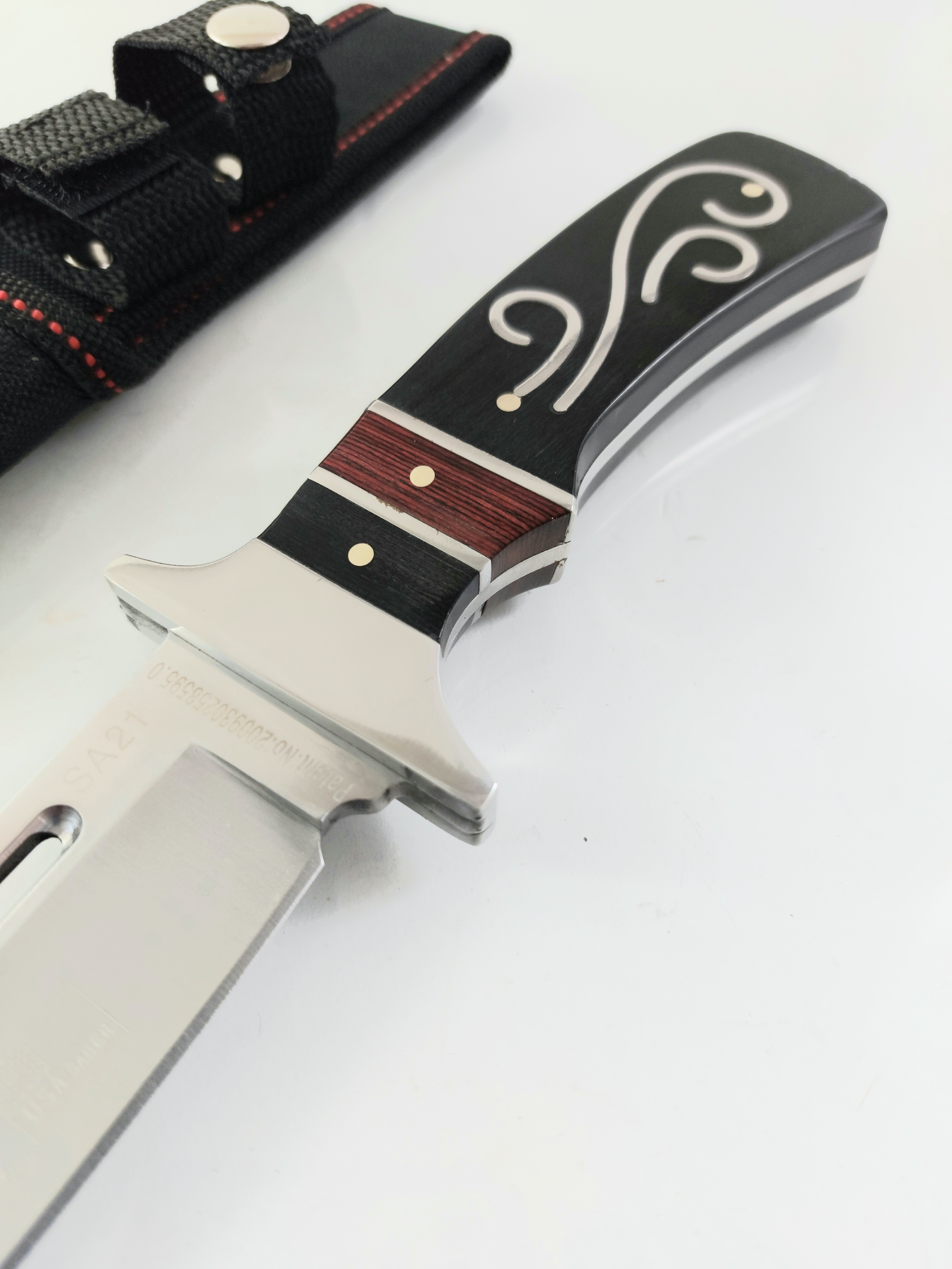 Ловен нож масивен фултанг Columbia SA21