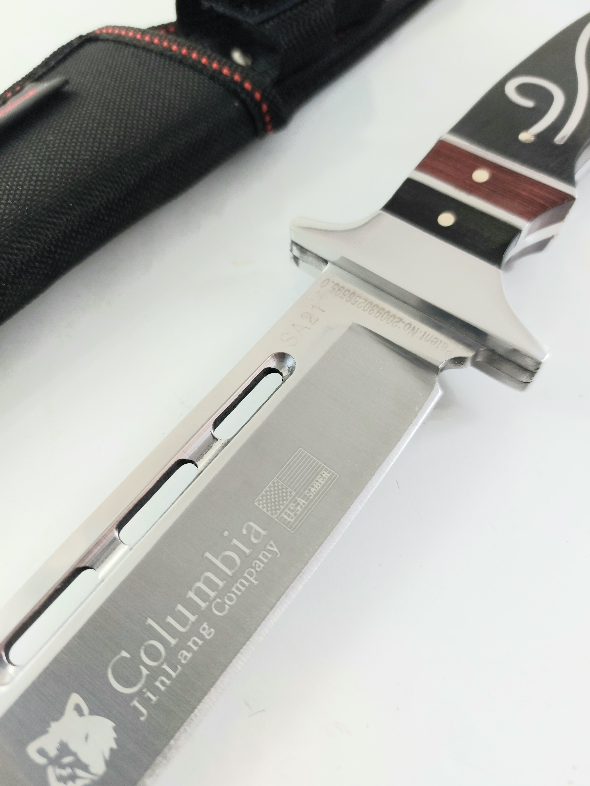 Ловен нож масивен фултанг Columbia SA21