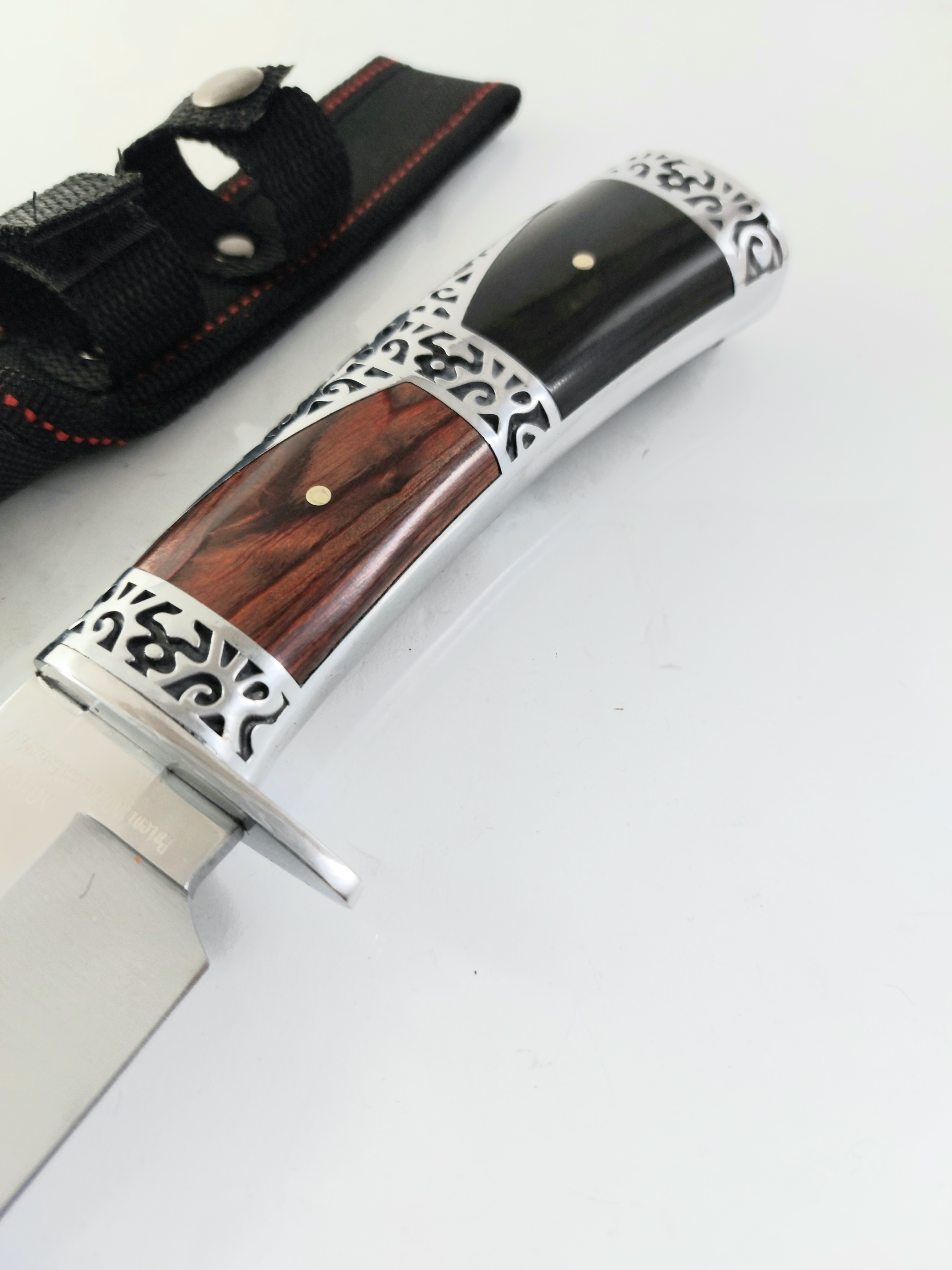 Ловен нож от масивна закалена стомана - Columbia G 53