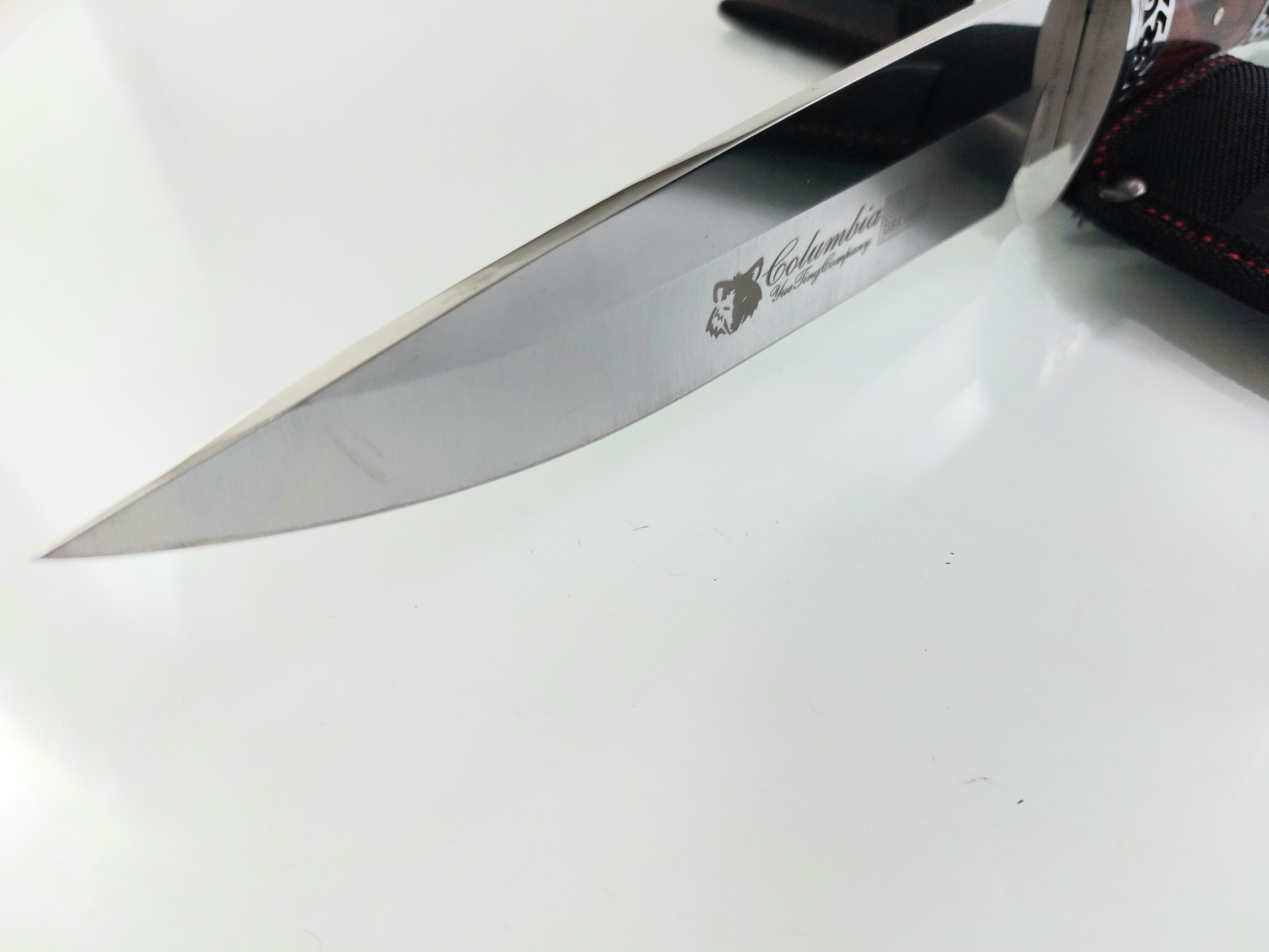 Ловен нож от масивна закалена стомана - Columbia G 53