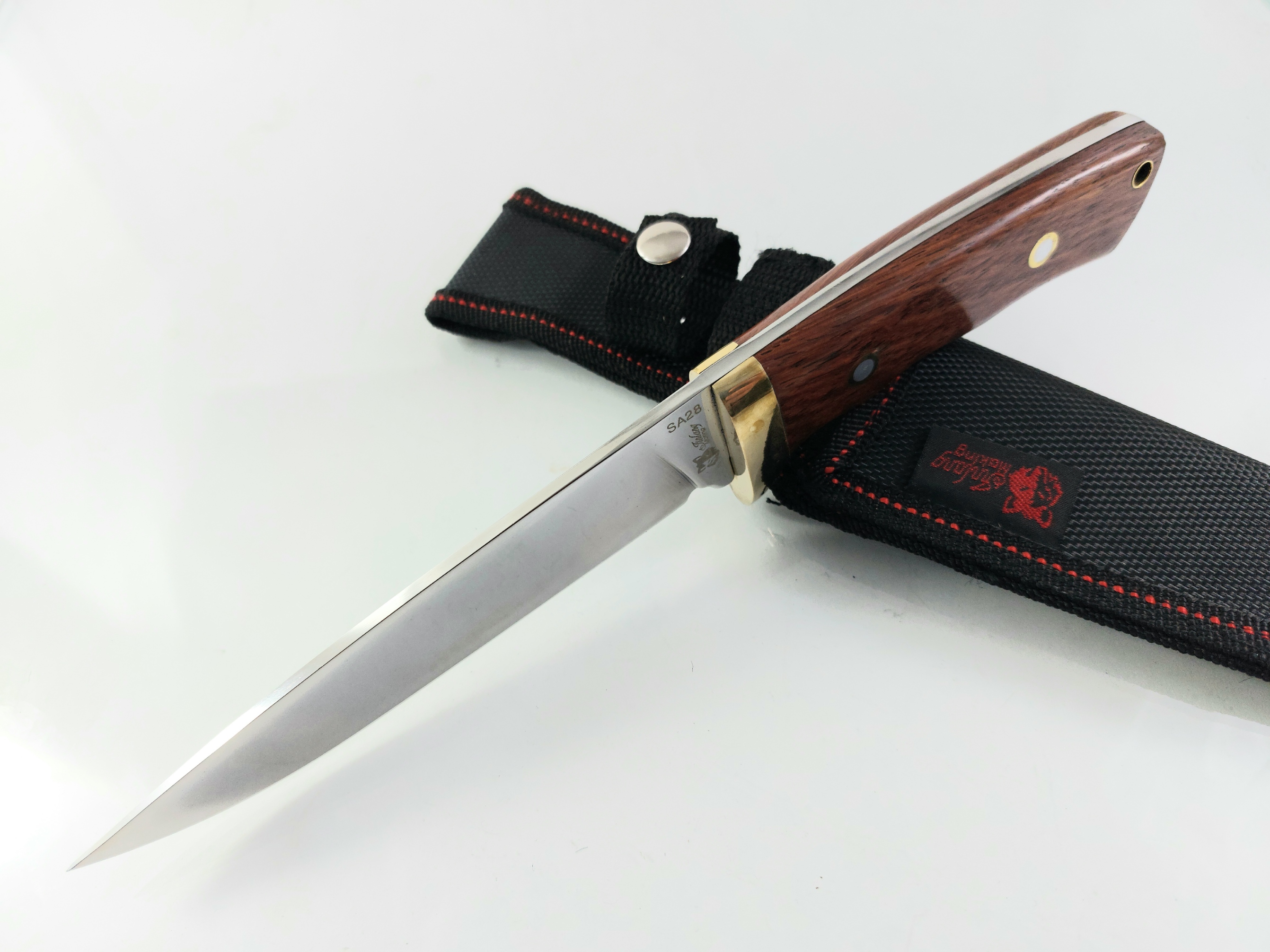 Ловен нож от масивна закалена стомана - Columbia SA28