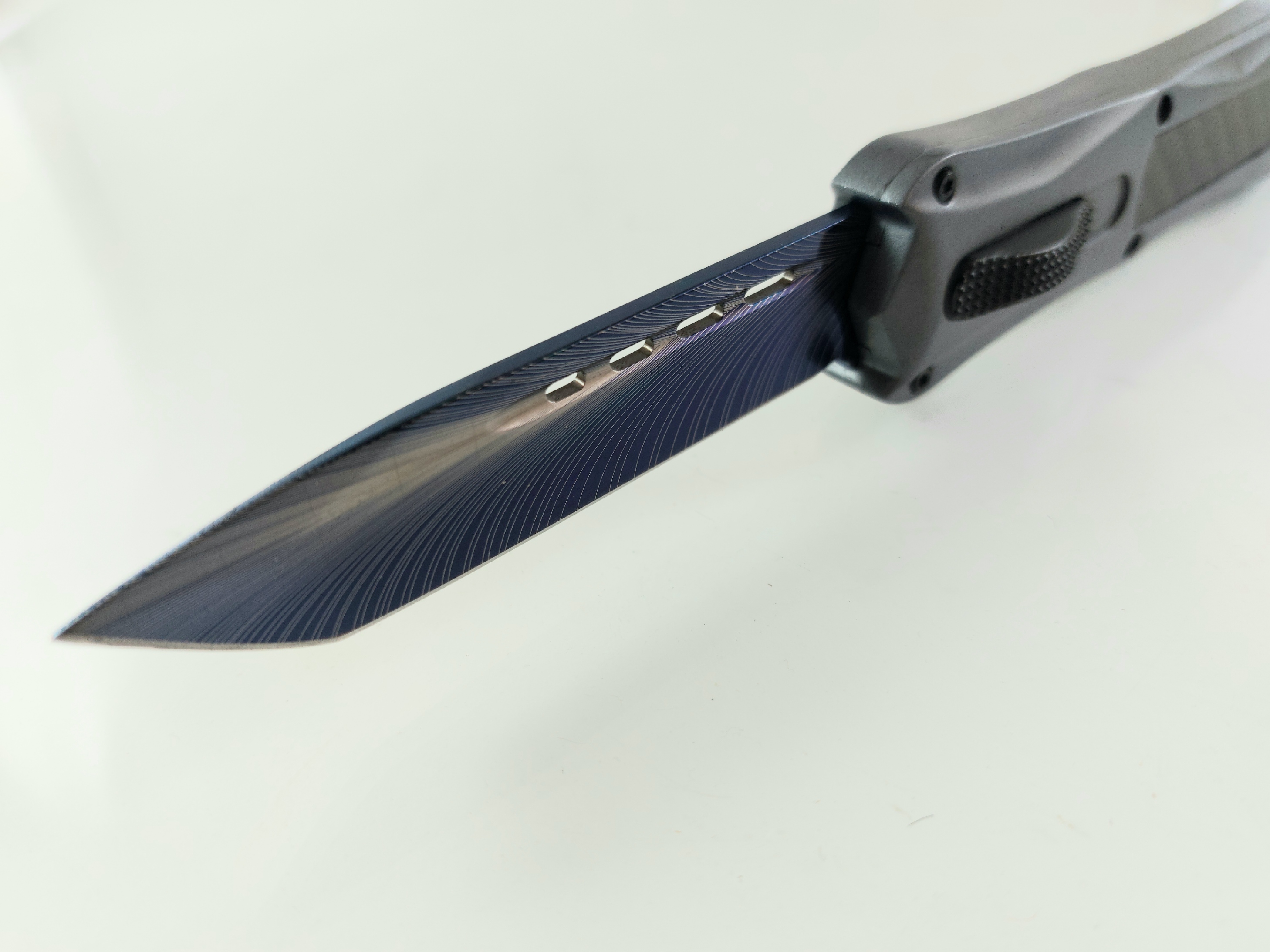 Microtech Blue Blade OTF- сгъваем автоматичен нож Танто острие с клипс и калъф