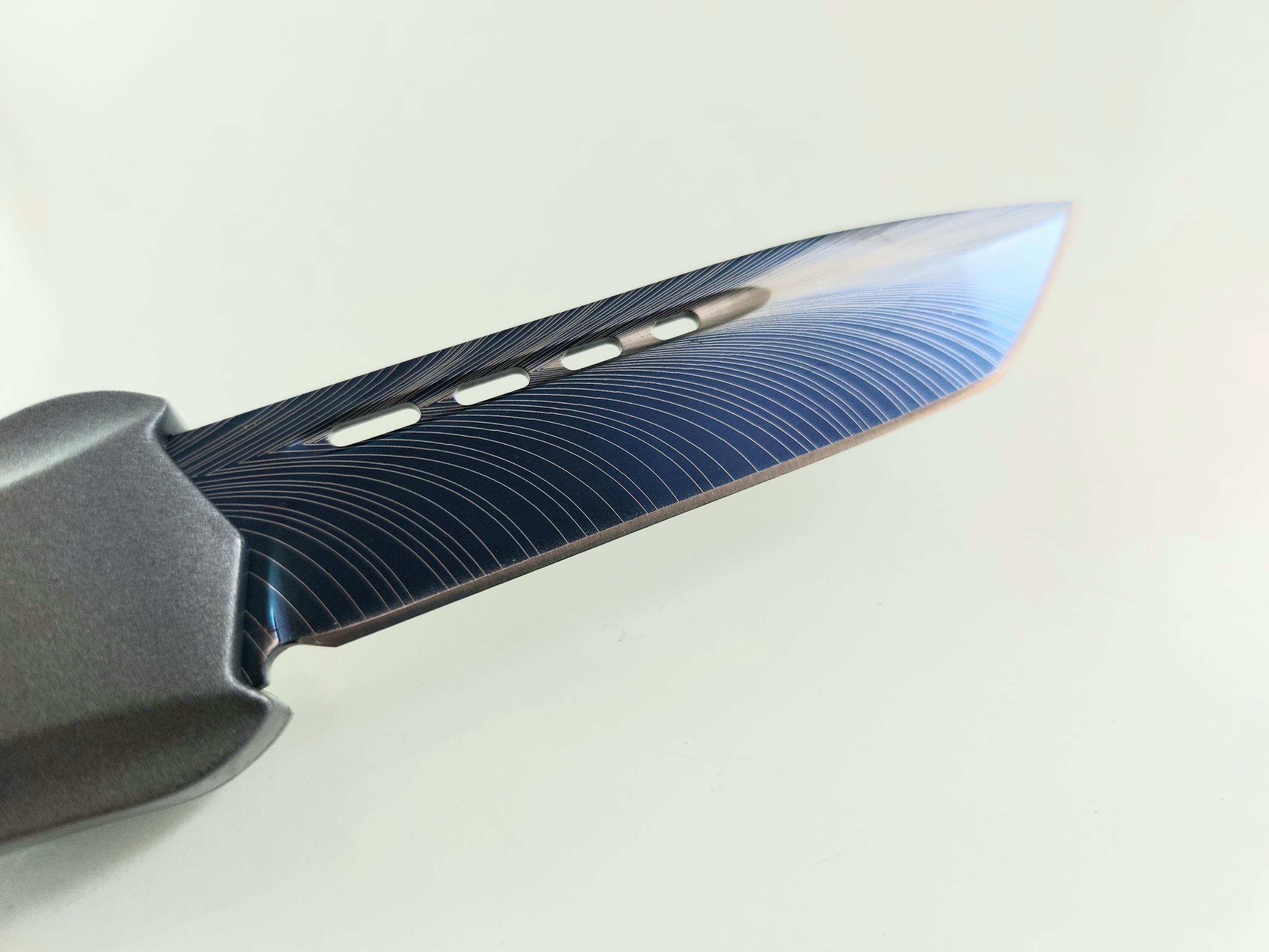 Microtech Blue Blade OTF- сгъваем автоматичен нож Танто острие с клипс и калъф